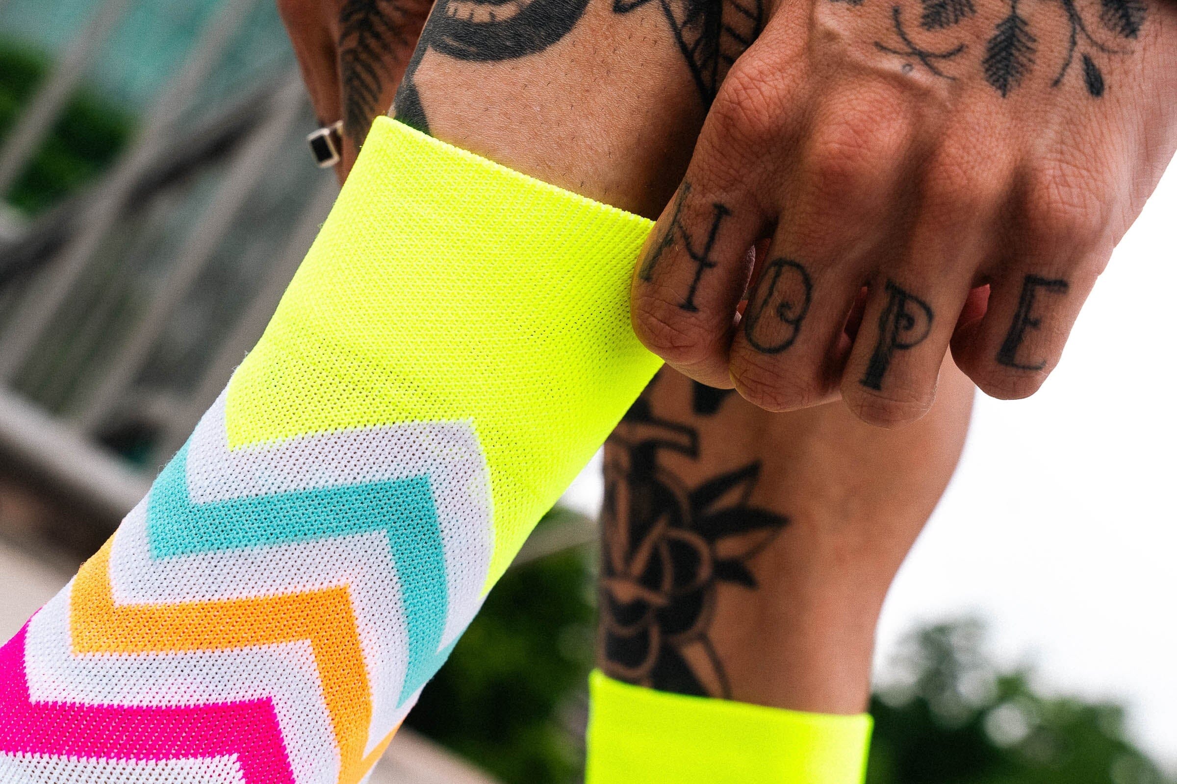 Incylence Running Volts Canary Pink Socks 