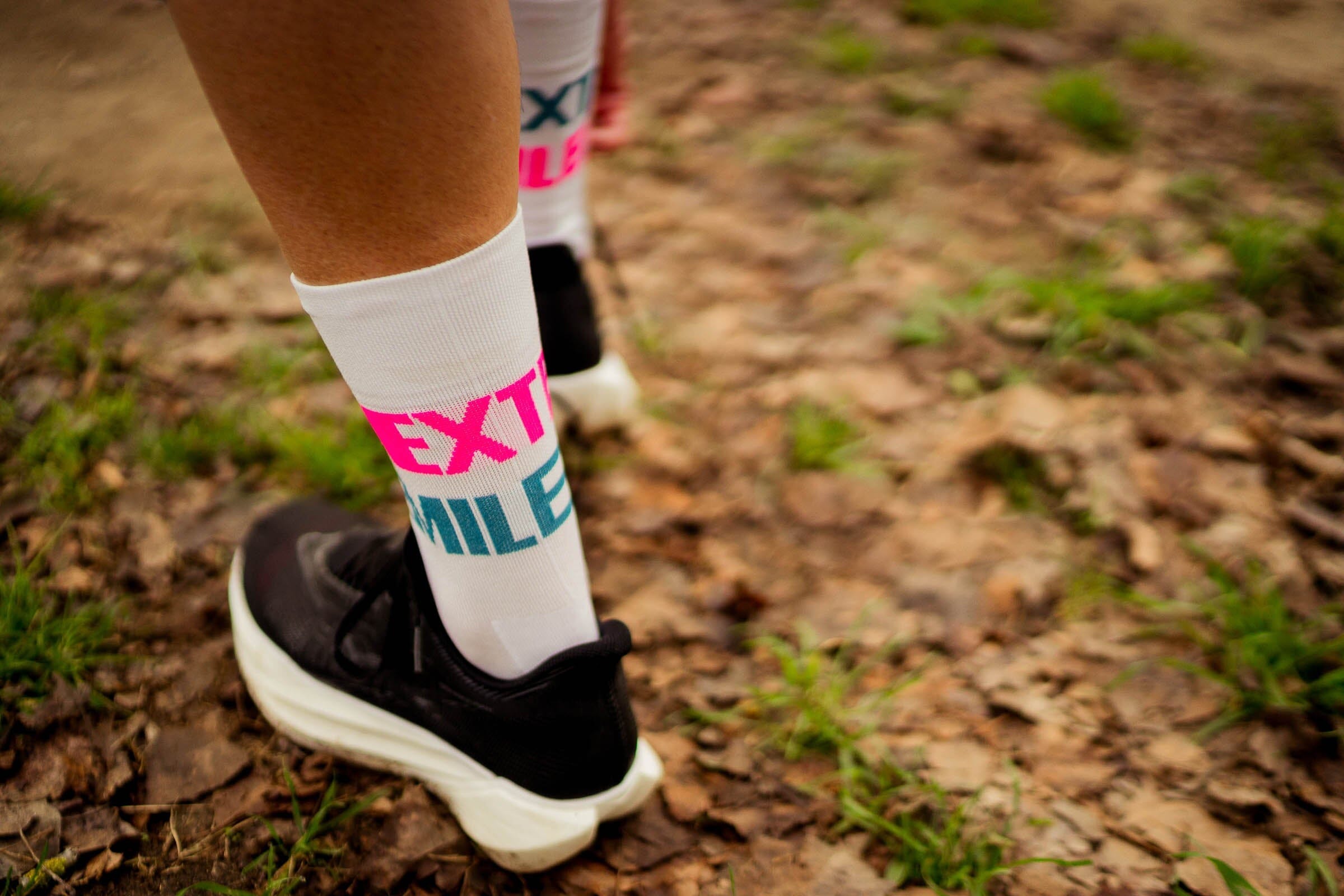 Incylence Ultralight Extra Mile Petrol Pink Socks