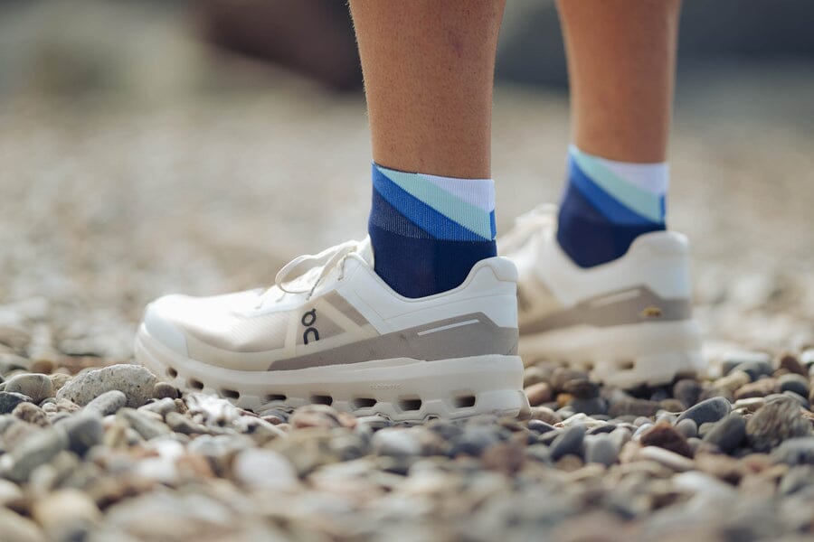 Incylence Ultralight Apex Short Navy Mint Socks 