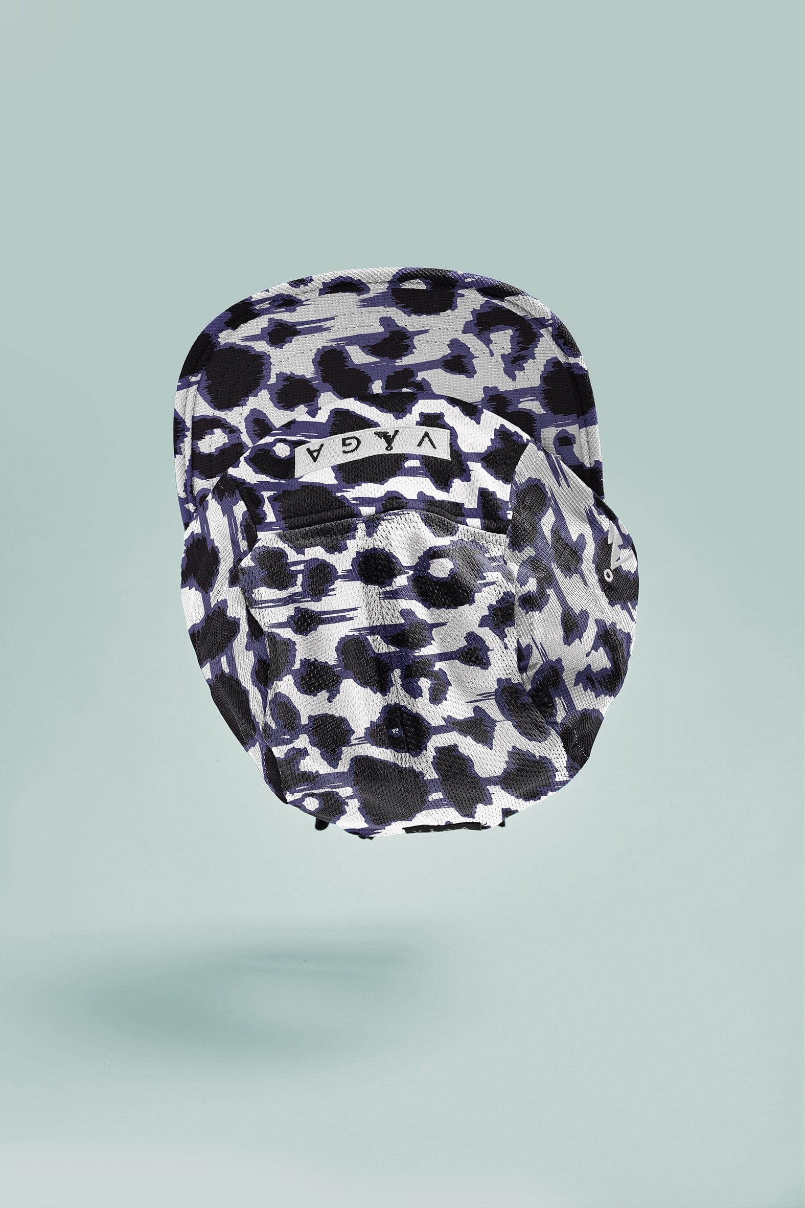 VAGA Patterned Wild Cap White/Black/Navy Blue 