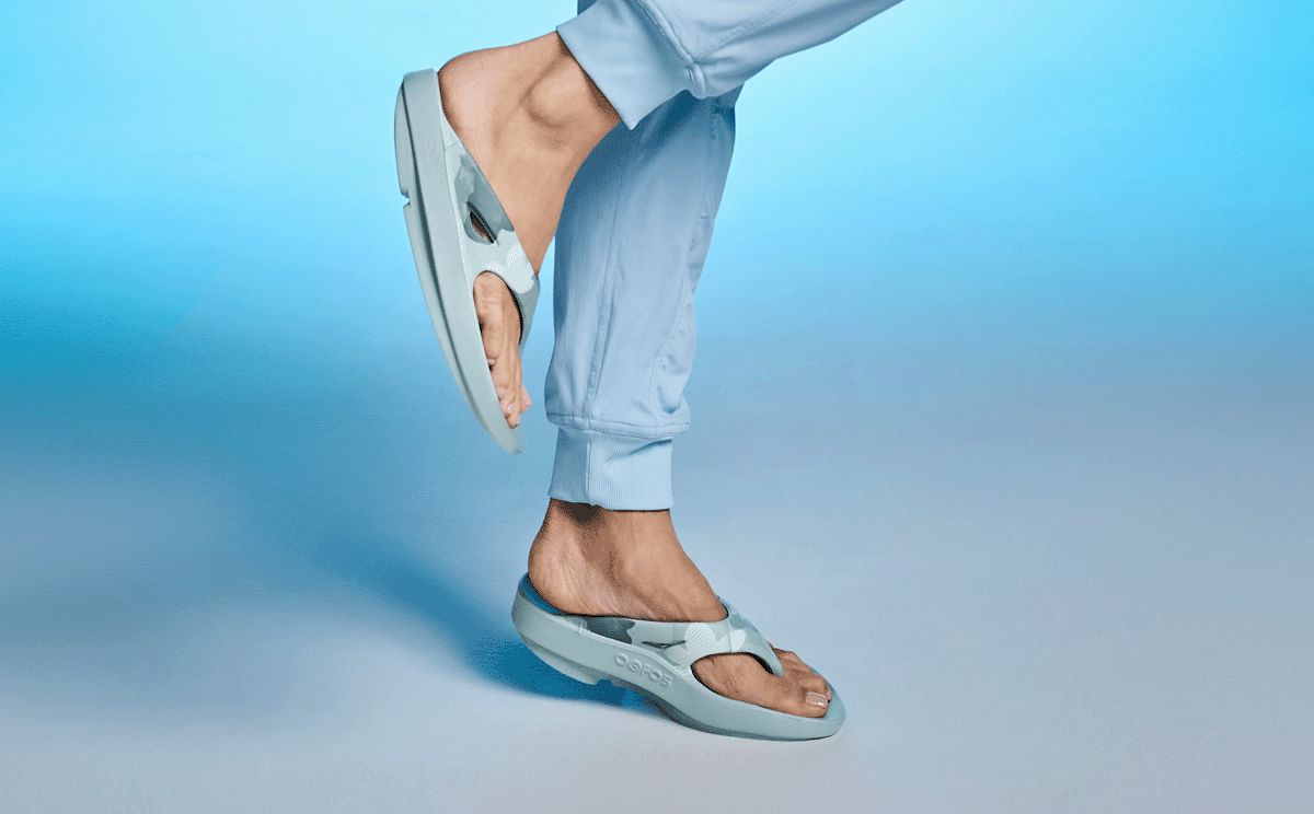 OOFOS Unisex OOriginal Thong Sandal - Mist Breeze (Limited) 