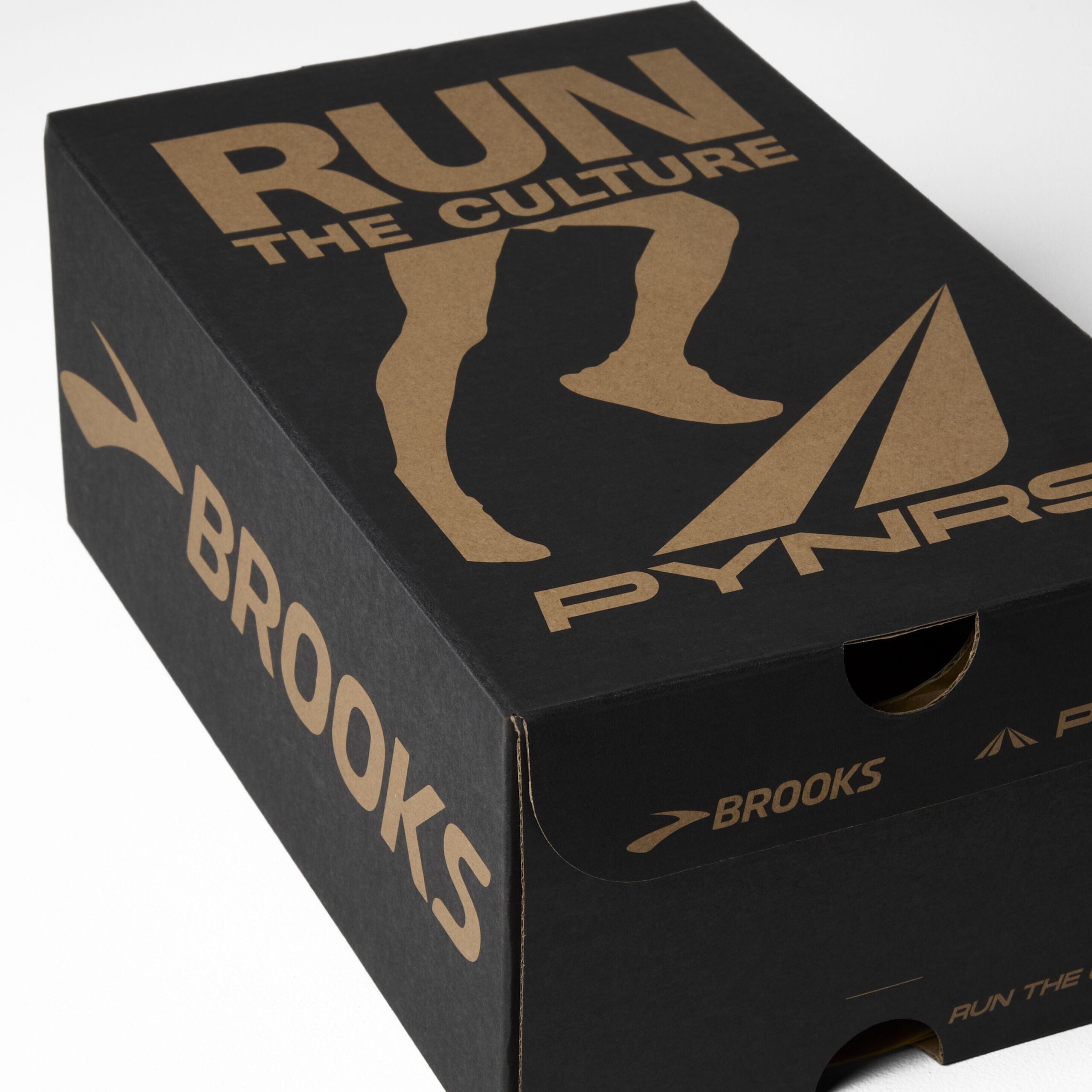 Brooks PYNRS x Hyperion Max 3 Men's Road Running Shoes 