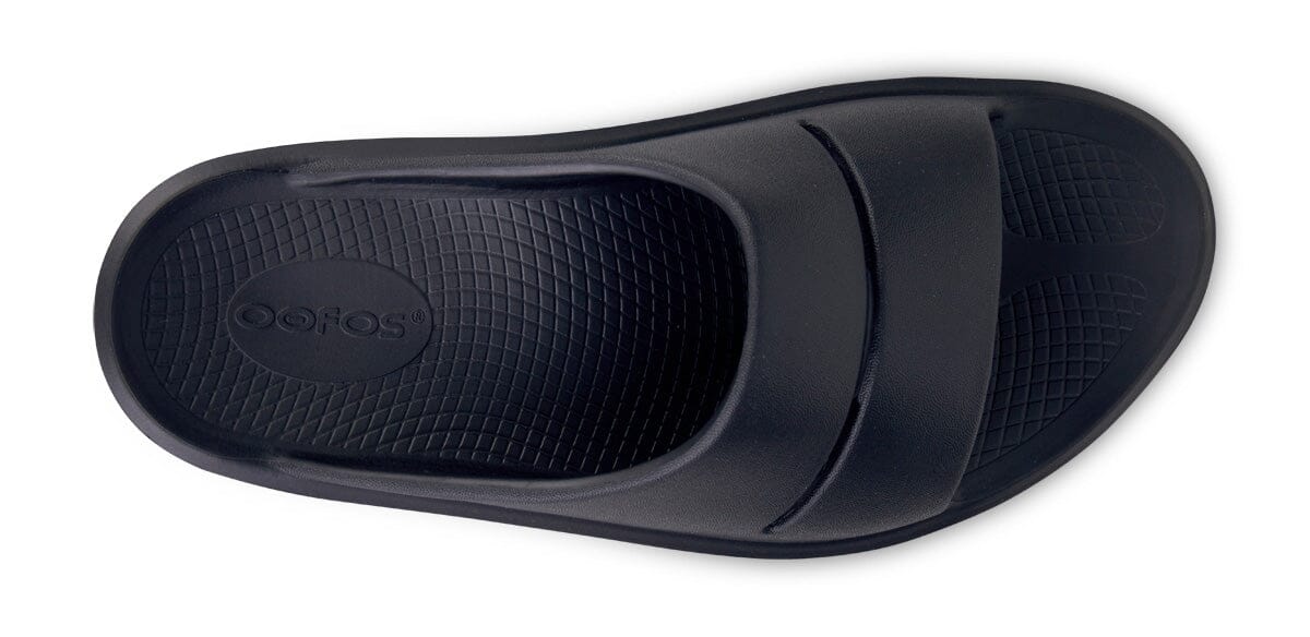 OOFOS Women's OOmega OOahh Sandal - Black 