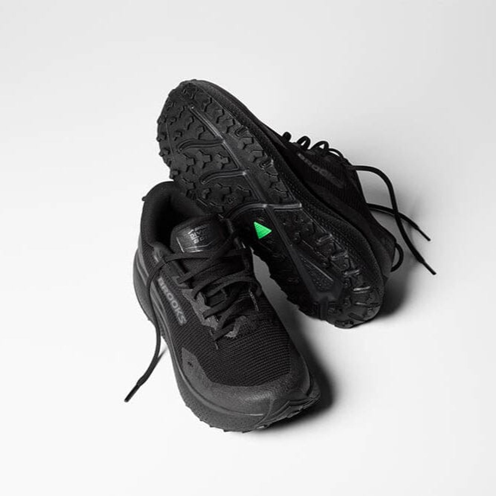 Brooks Divide GTX Men's Trail Running Shoes Hillmalaya