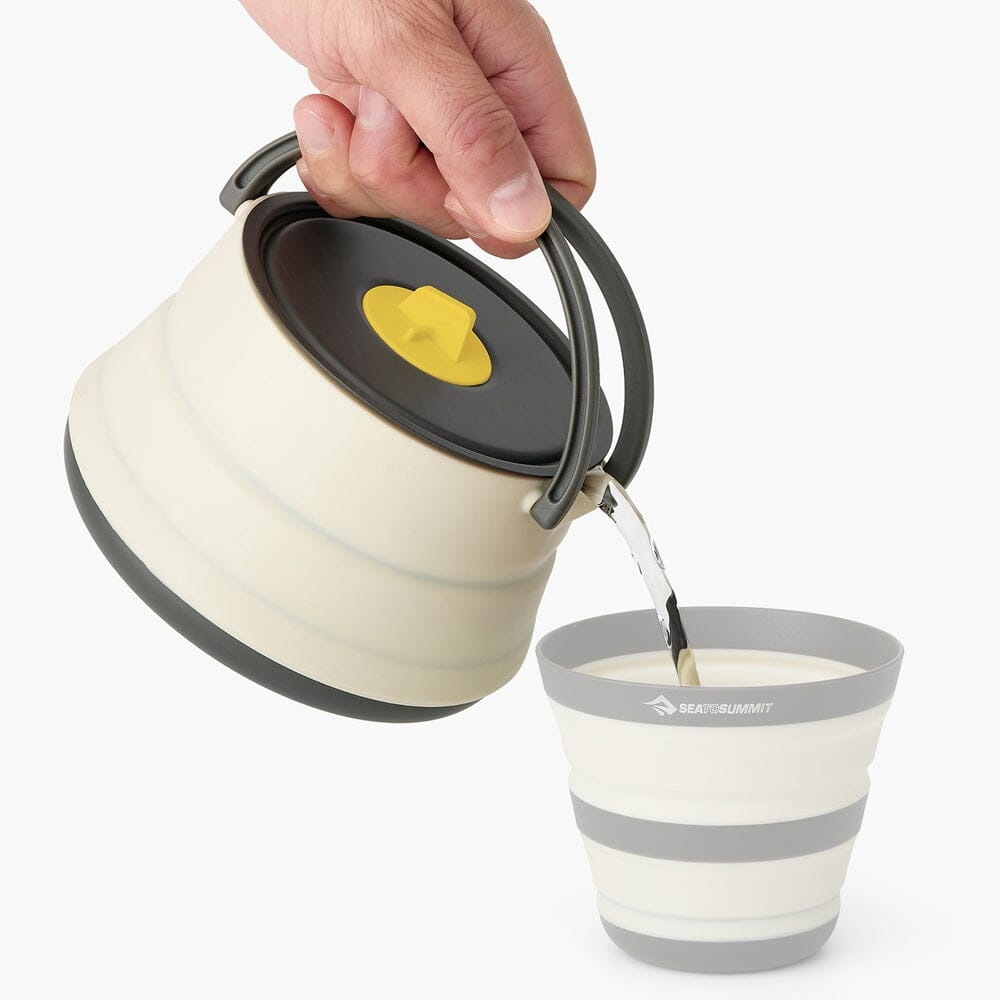 Sea to Summit Frontier Ultralight Collapsible Kettle with Sack− 1.1L 
