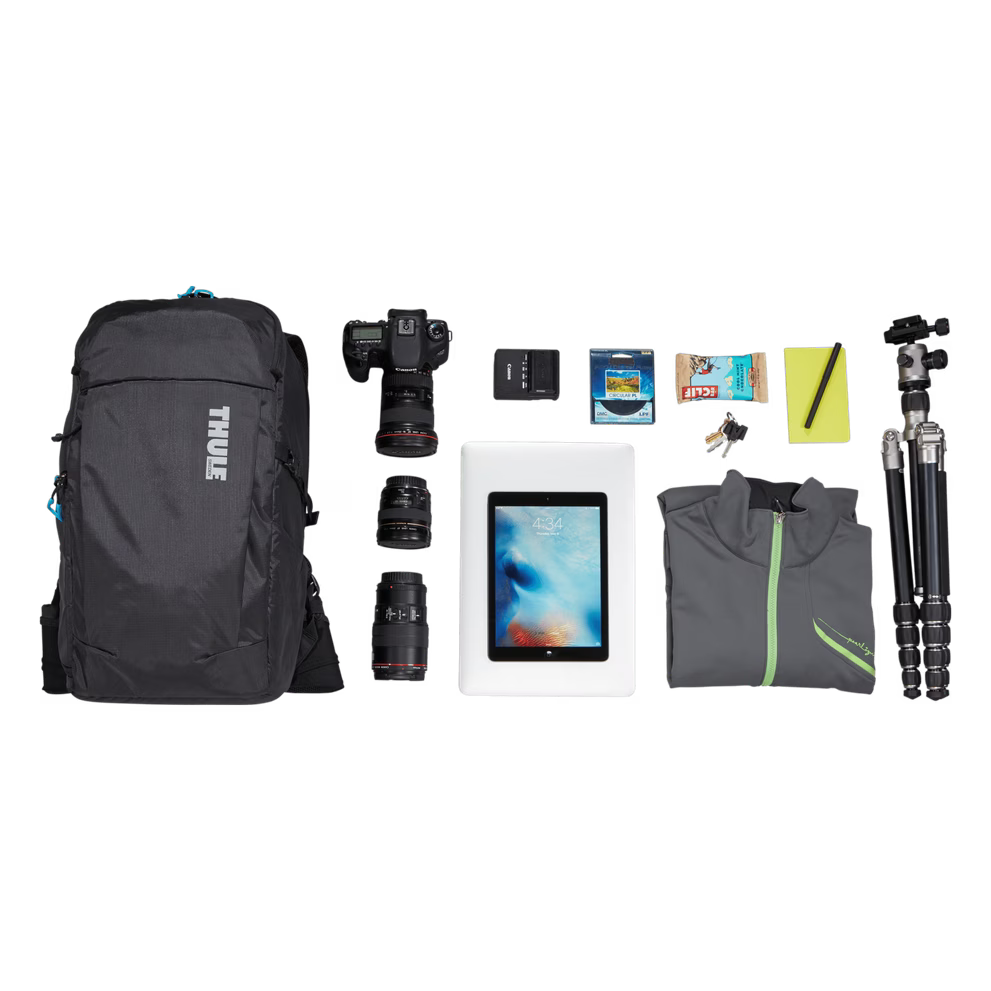 Thule Aspect DSLR backpack 
