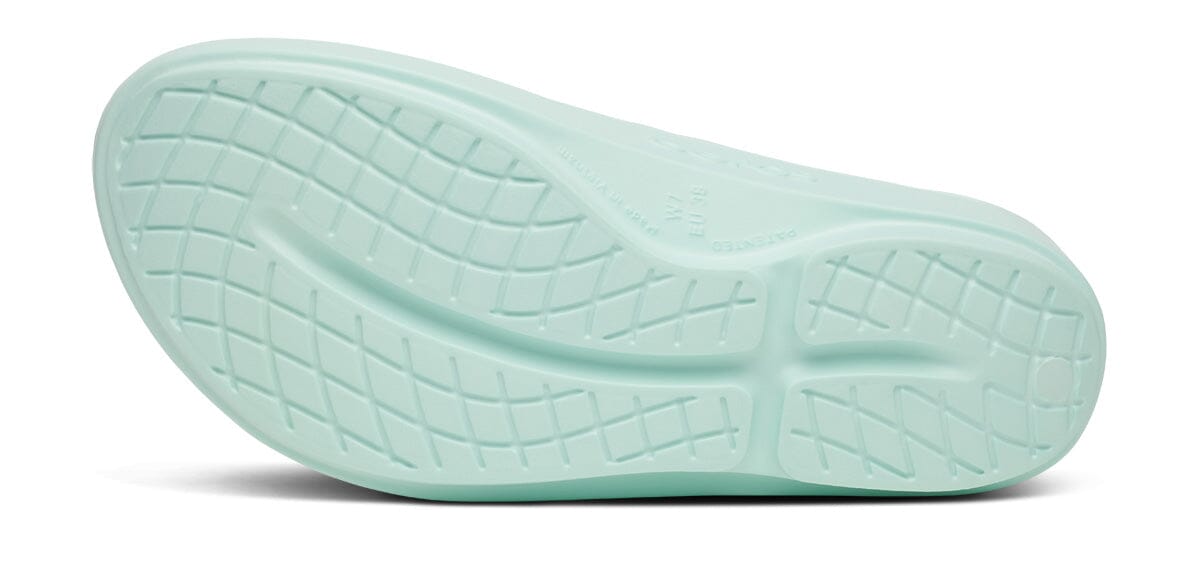 OOFOS Women's OOlala Thong Sandal - Mint 