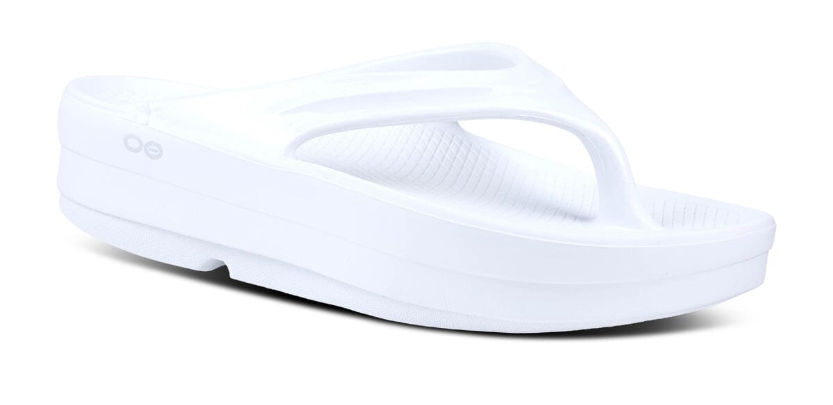 OOFOS Women's OOmega OOlala Thong Sandal - White 