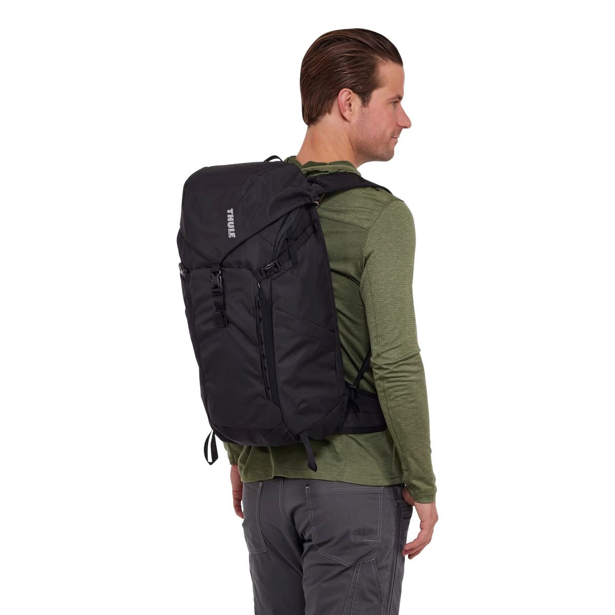 Thule AllTrail 25L With Rain Cover 