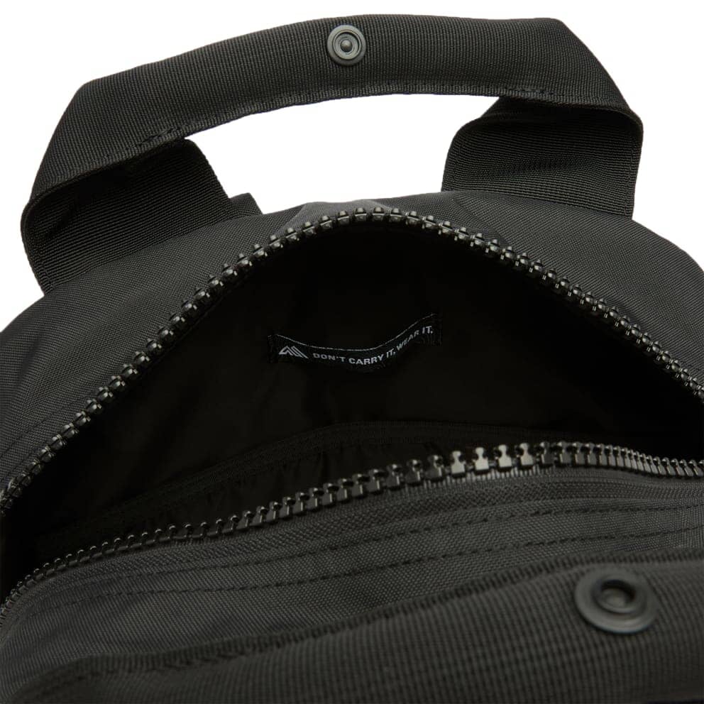 Gregory Jawbreaker Backpack 18L 