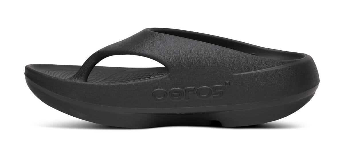 OOFOS Unisex OOriginal PLUS Thong Sandal - Black 