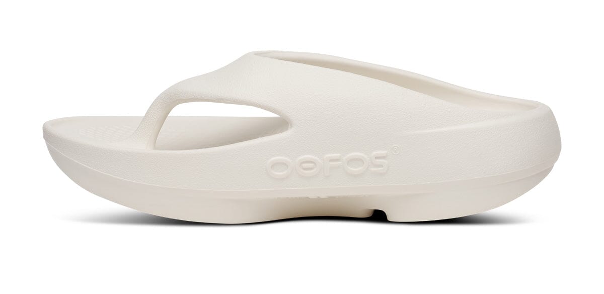 OOFOS Unisex OOriginal PLUS Thong Sandal - Chalk 