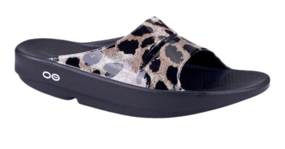 OOFOS Women's OOahh Limited Slide Sandal - Cheetah Cheetah US M4/W6 EU 37 