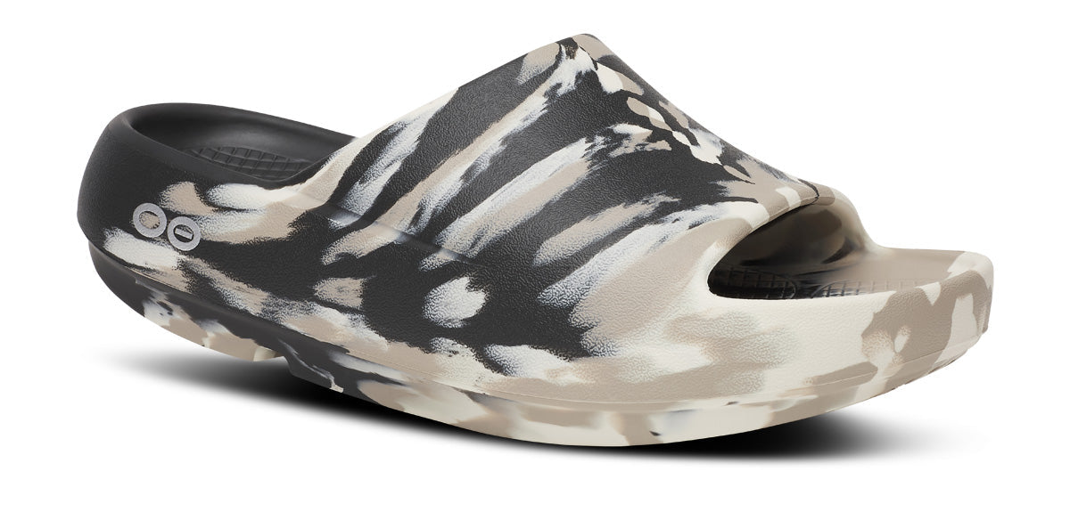 OOFOS Unisex OOahh PLUS Slide Sandal - Marble Black Nomad