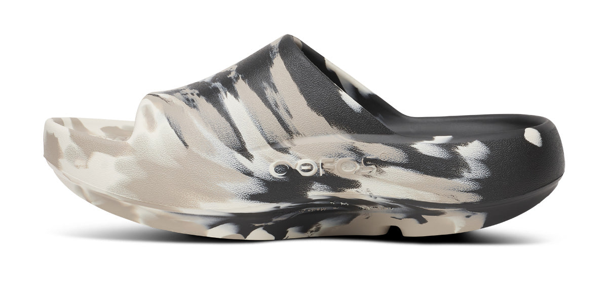 OOFOS Unisex OOahh PLUS Slide Sandal - Marble Black Nomad