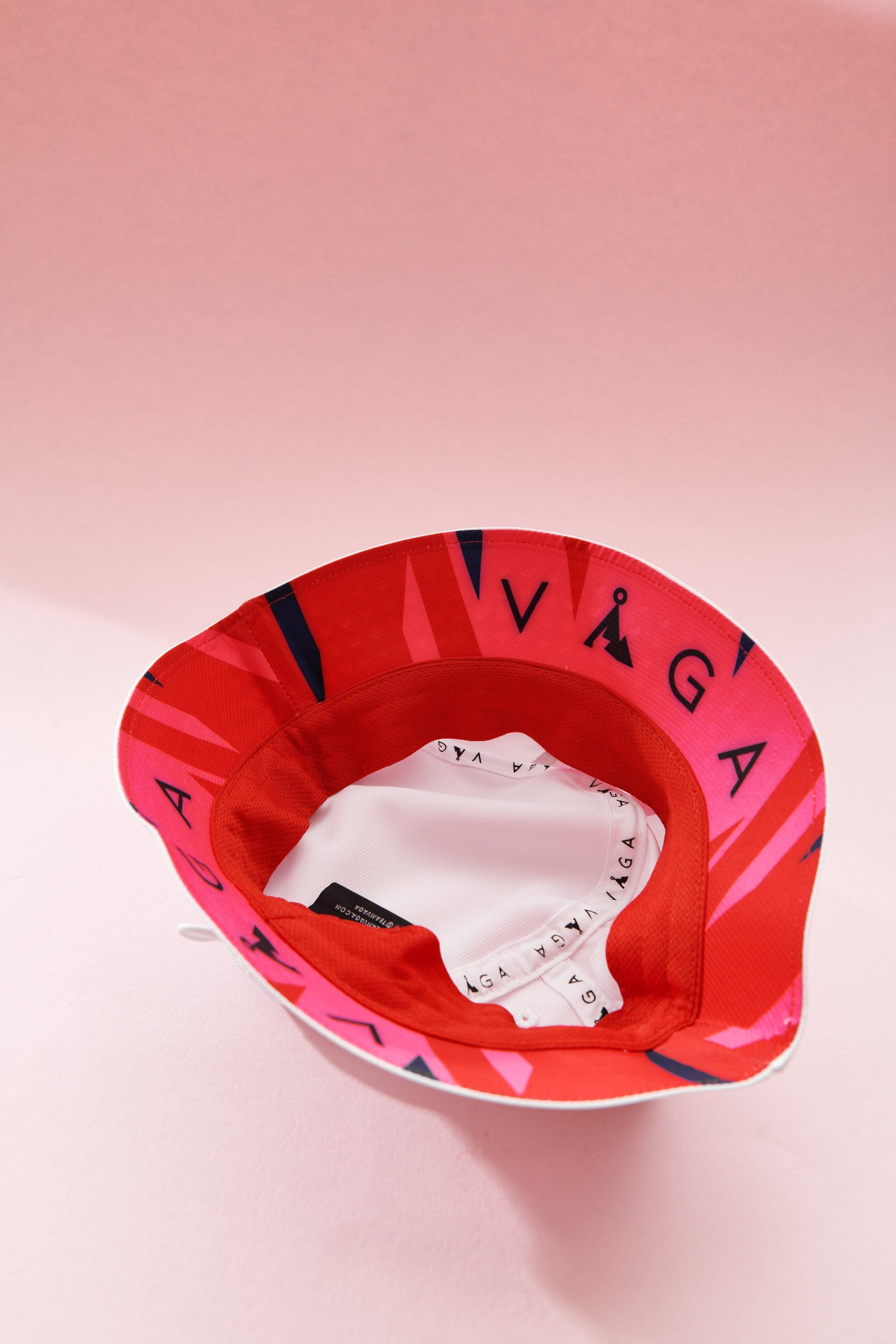 VAGA Feather Bucket Hat 
