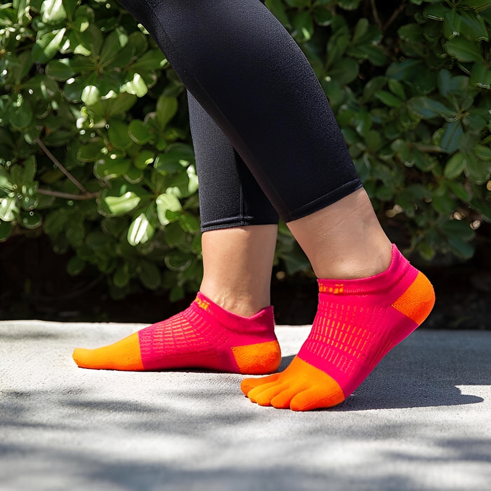 Injinji Women's Run Lightweight No‑Show Socks 