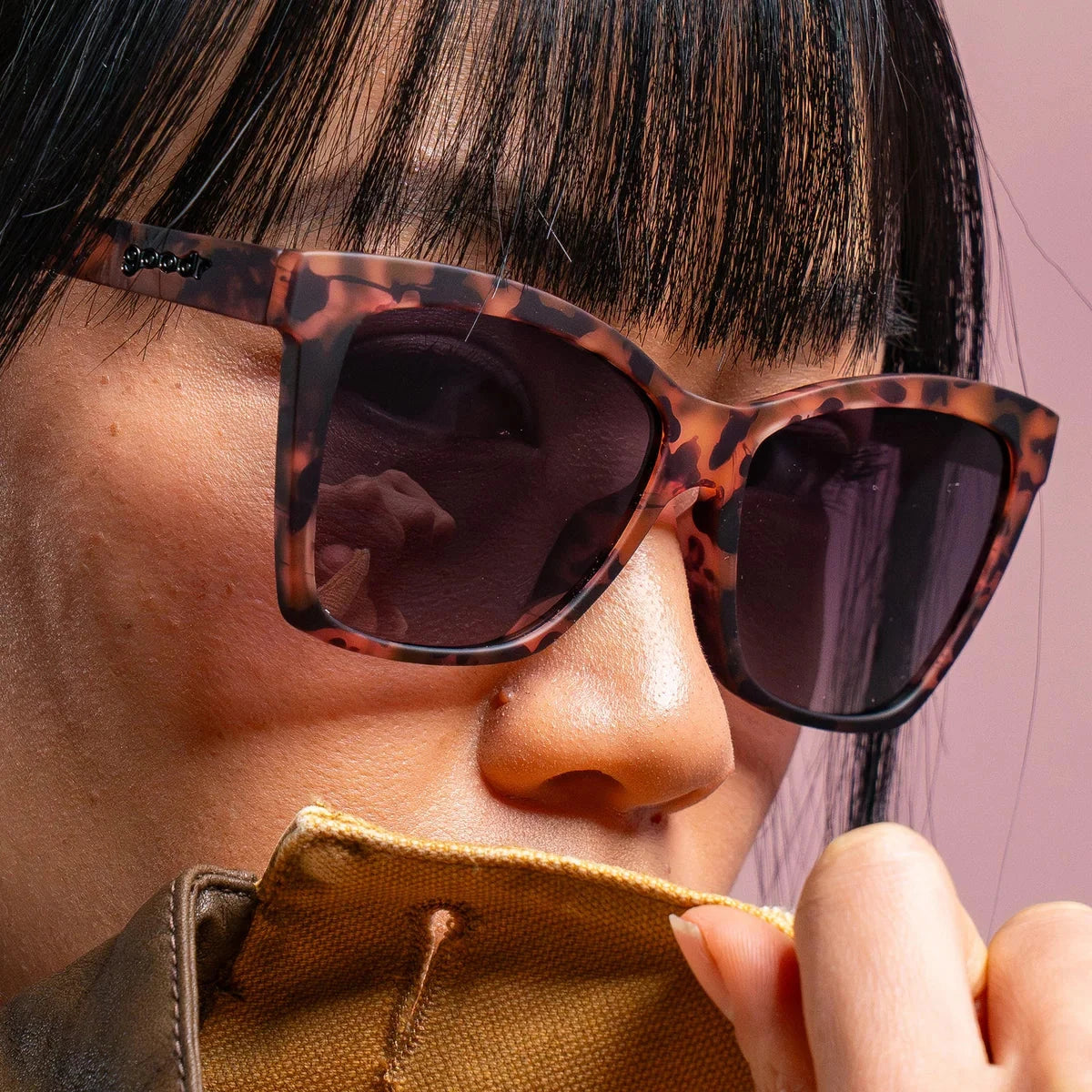 goodr Pop G - Sports Sunglasses - Avoid Meet, Be A Social Vegan 