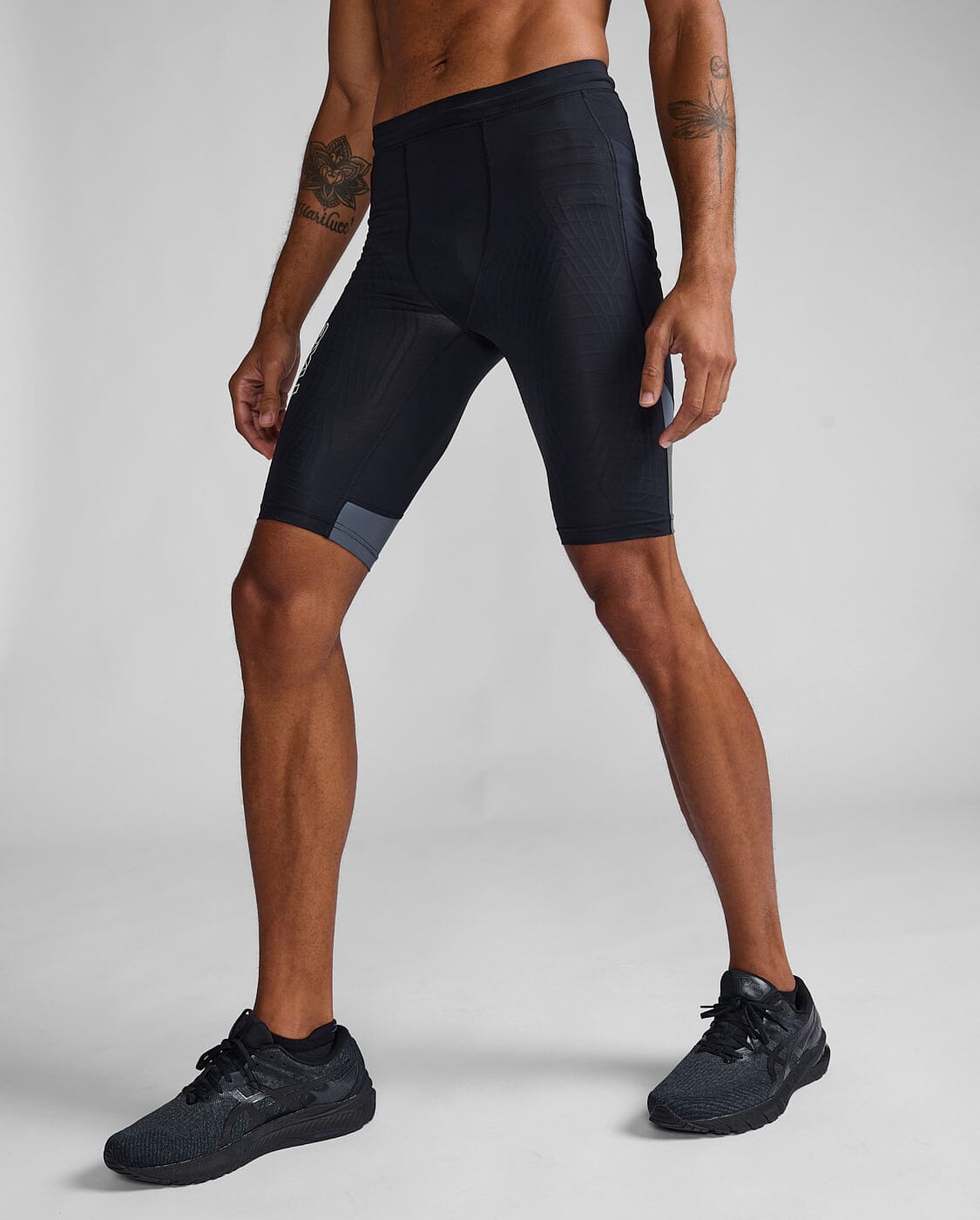 2XU Men's Light Speed React Compression Shorts MA7050B 