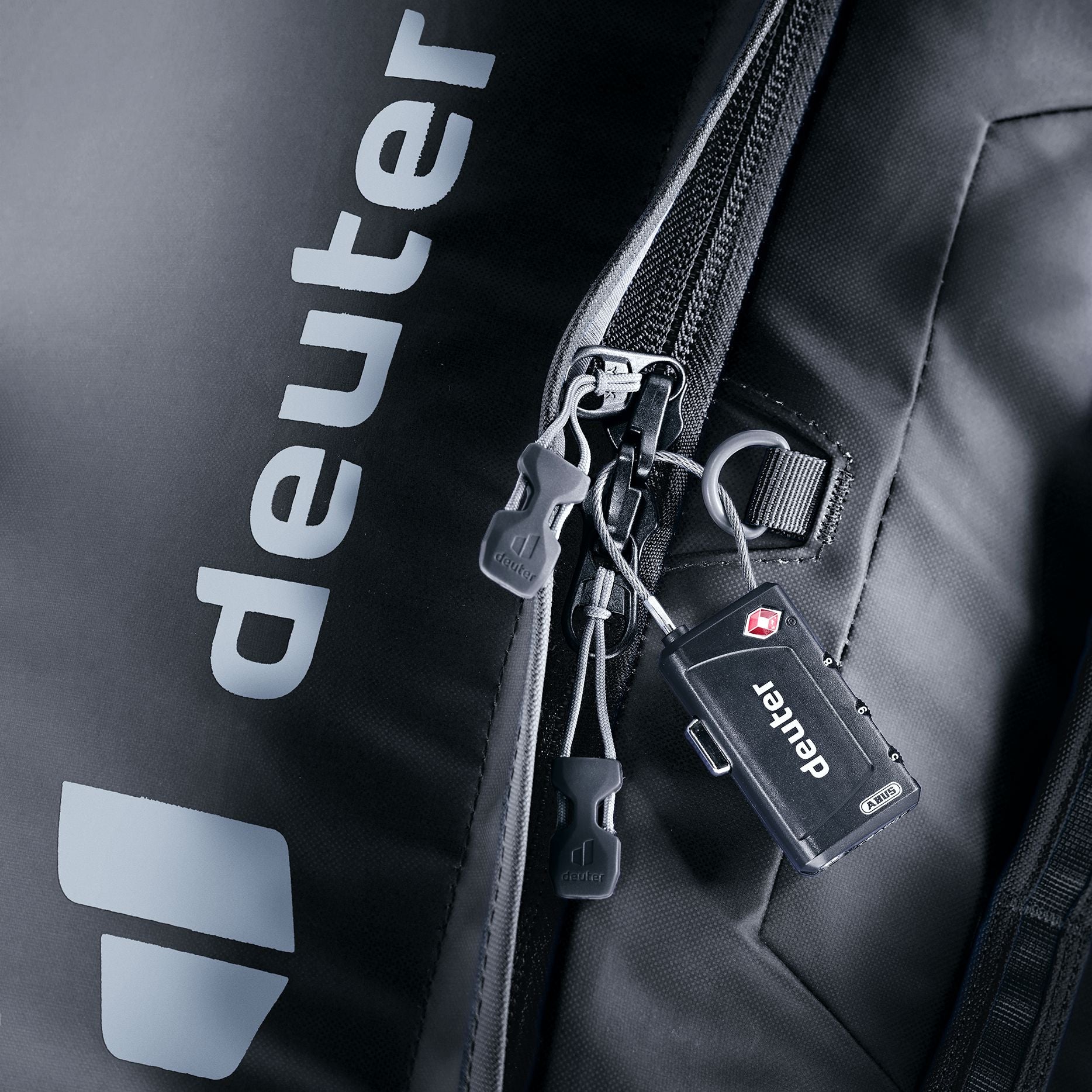 Deuter Duffel Pro Movo 36 Roller Bags 