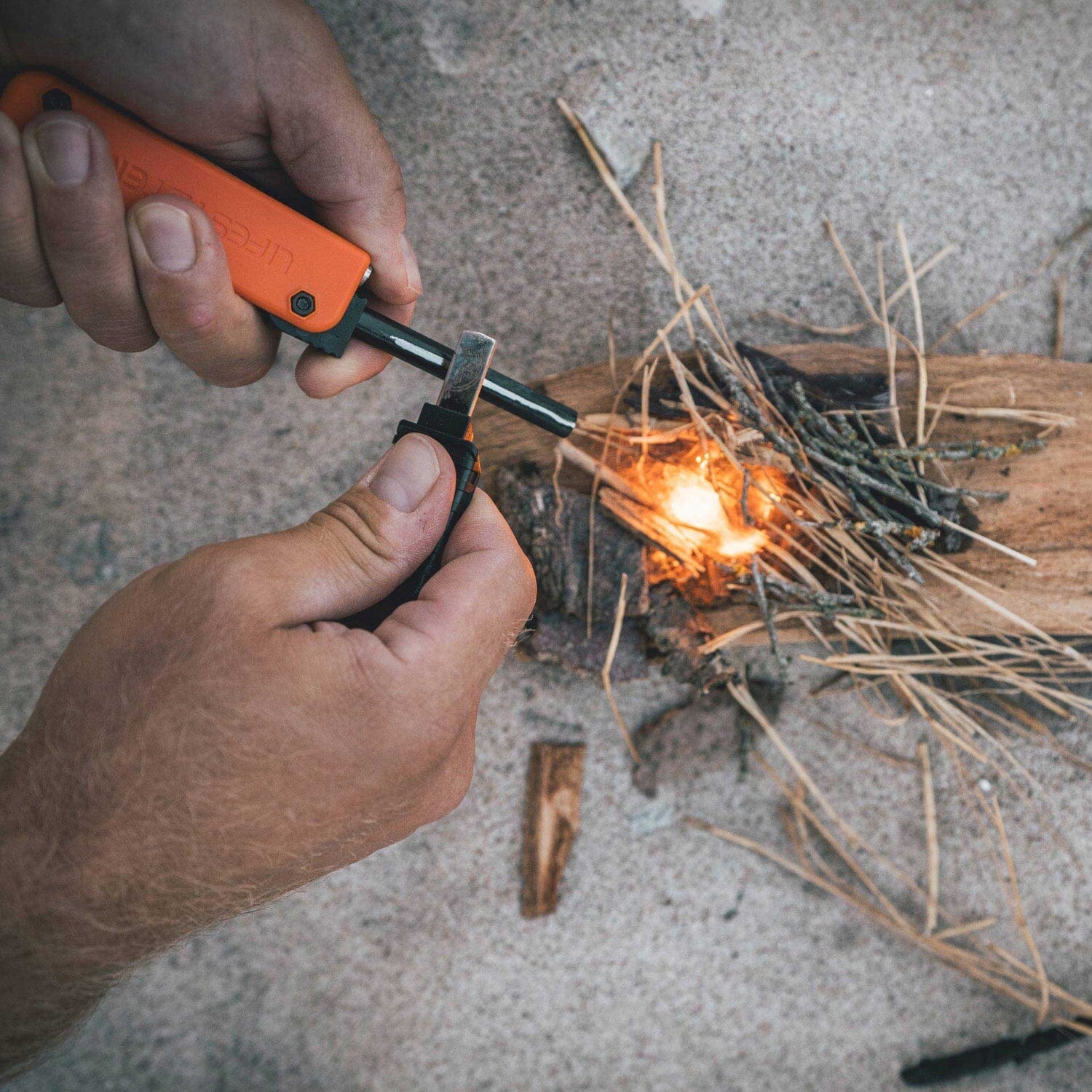 Lifesystems Dual Action Fire Starter 