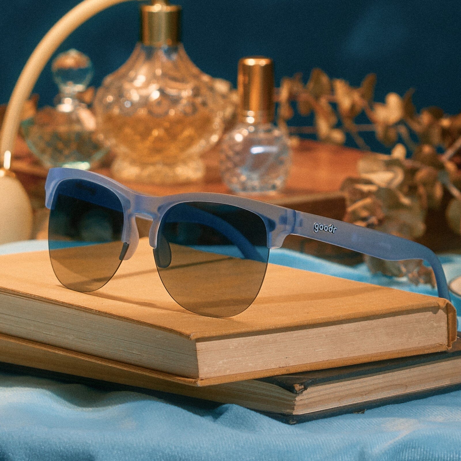 goodr Avant G - Sports Sunglasses - Dueling Pool Parties 