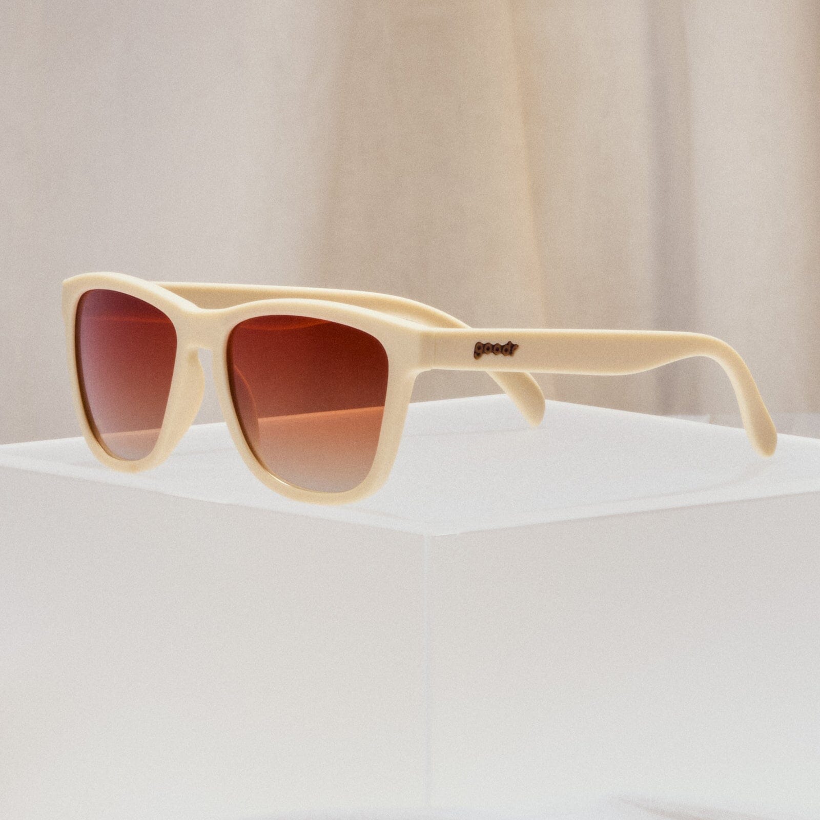 goodr OG - Sports Sunglasses - Toasted Marshmallow Magic 