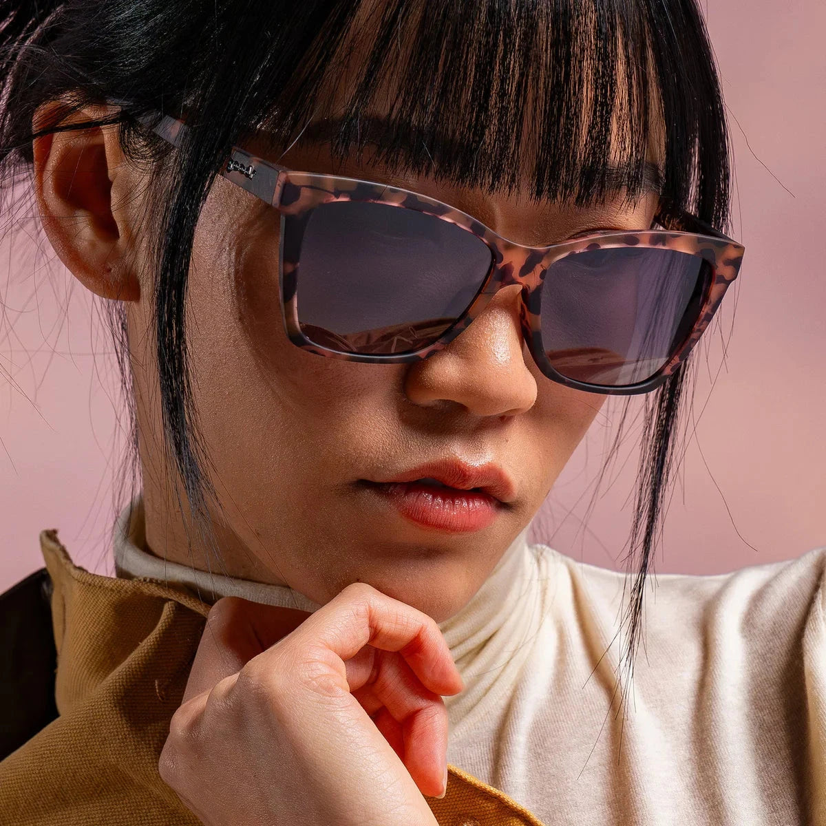 goodr Pop G - Sports Sunglasses - Avoid Meet, Be A Social Vegan 