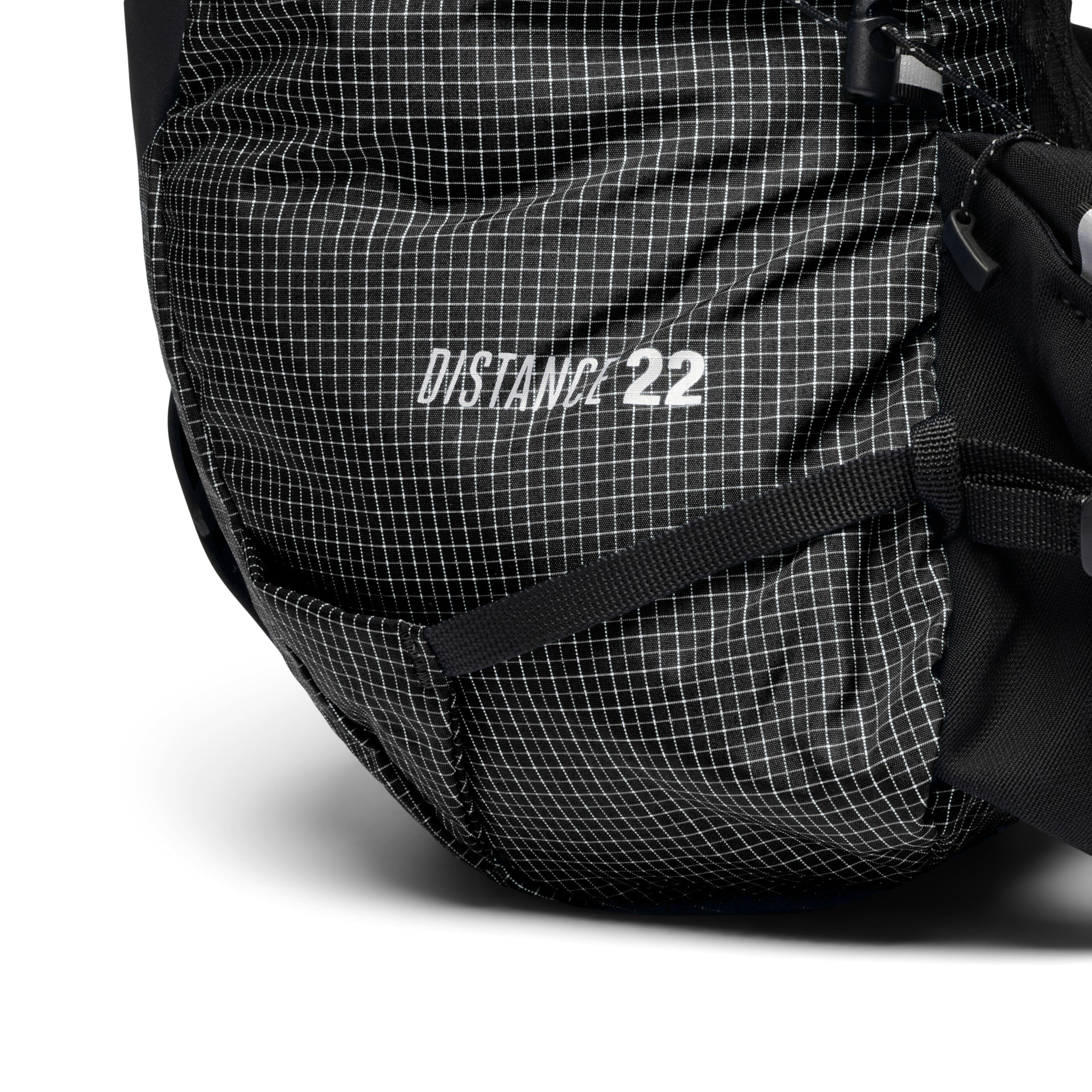Black Diamond Distance 22 Backpack (2026) 