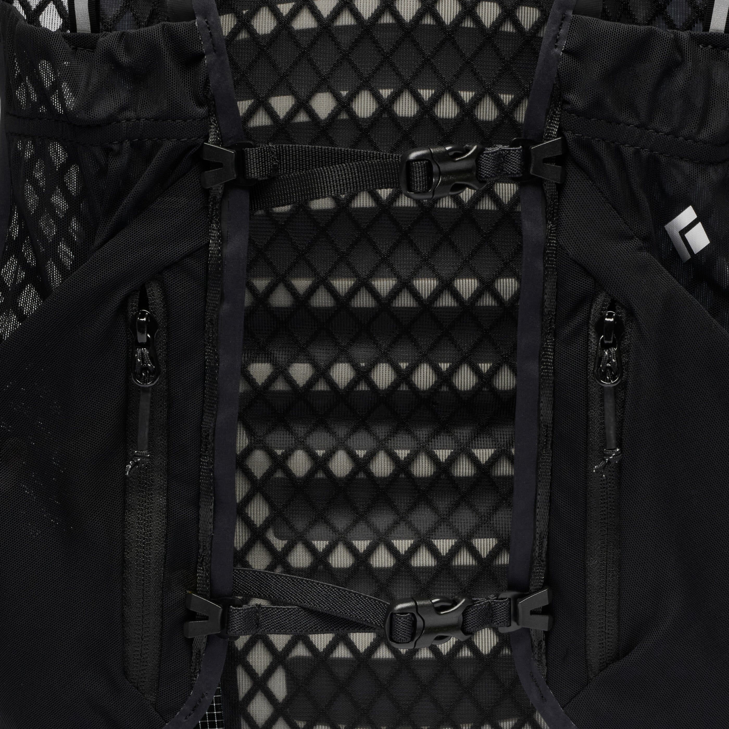 Black Diamond Distance 22 Backpack (2026) 