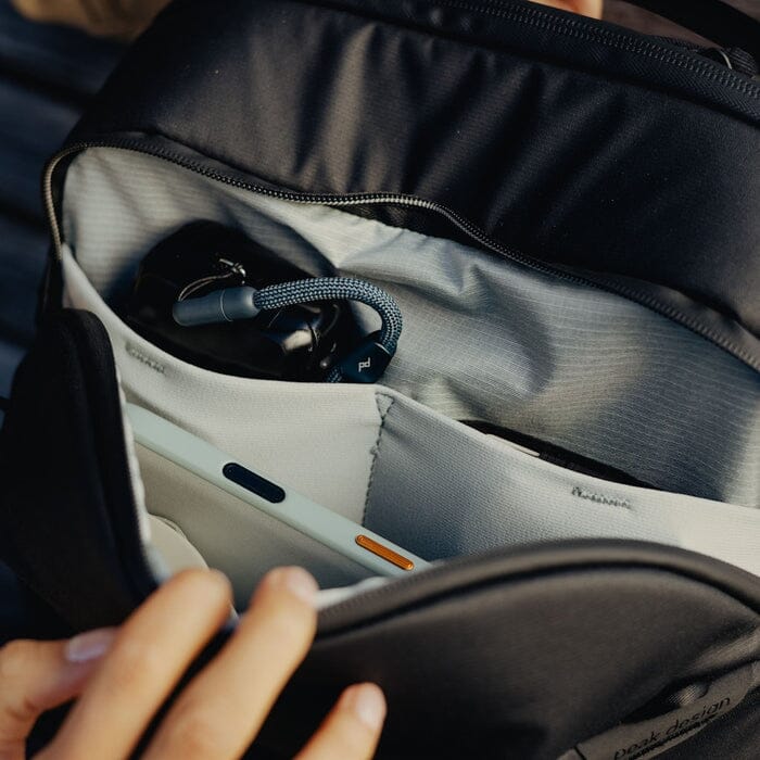 Peak Design Travel Backpack 20L 