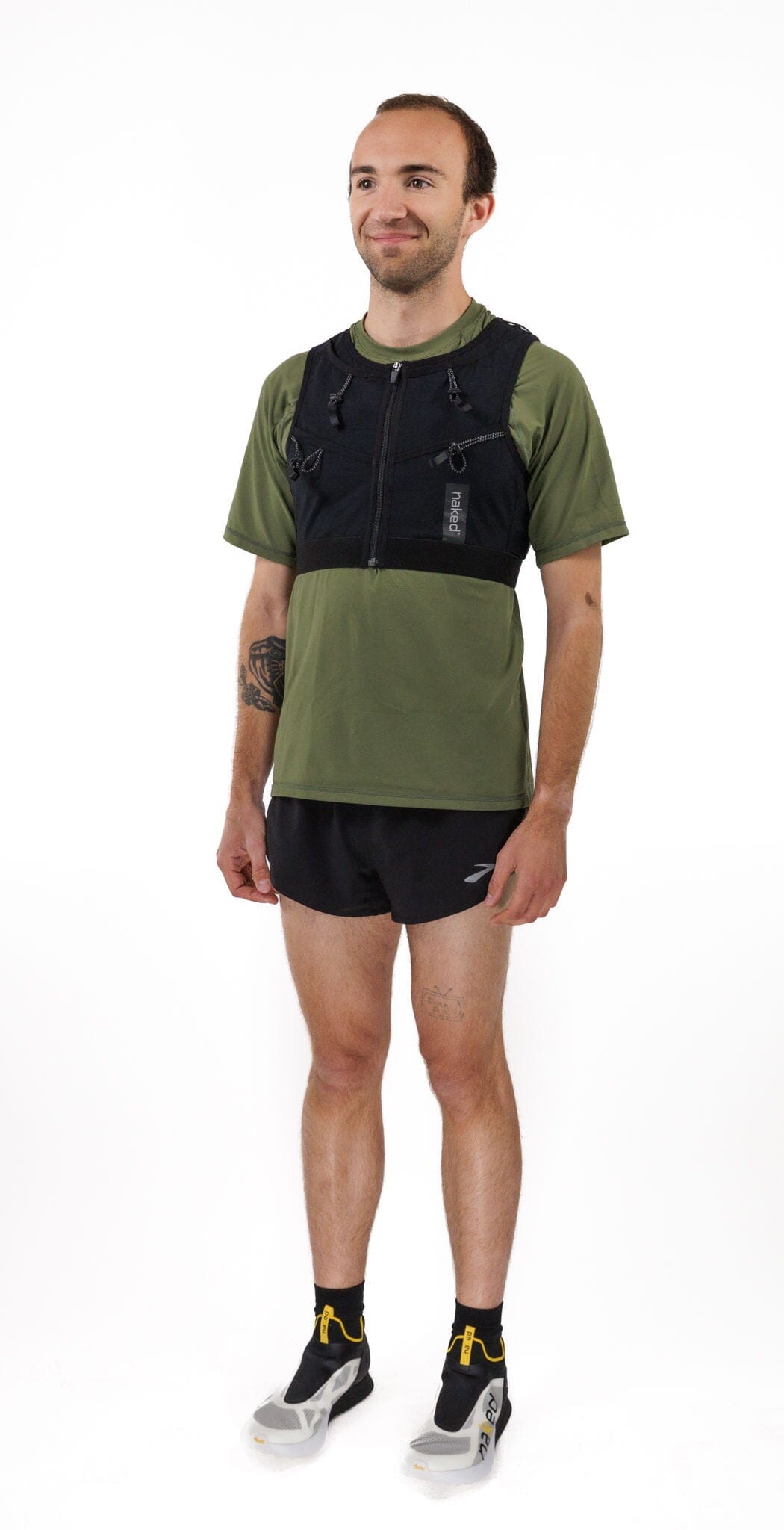 Naked High Capacity Running Vest - Men's V2 Raven/Snow Size 1 - 34in (86cm) 