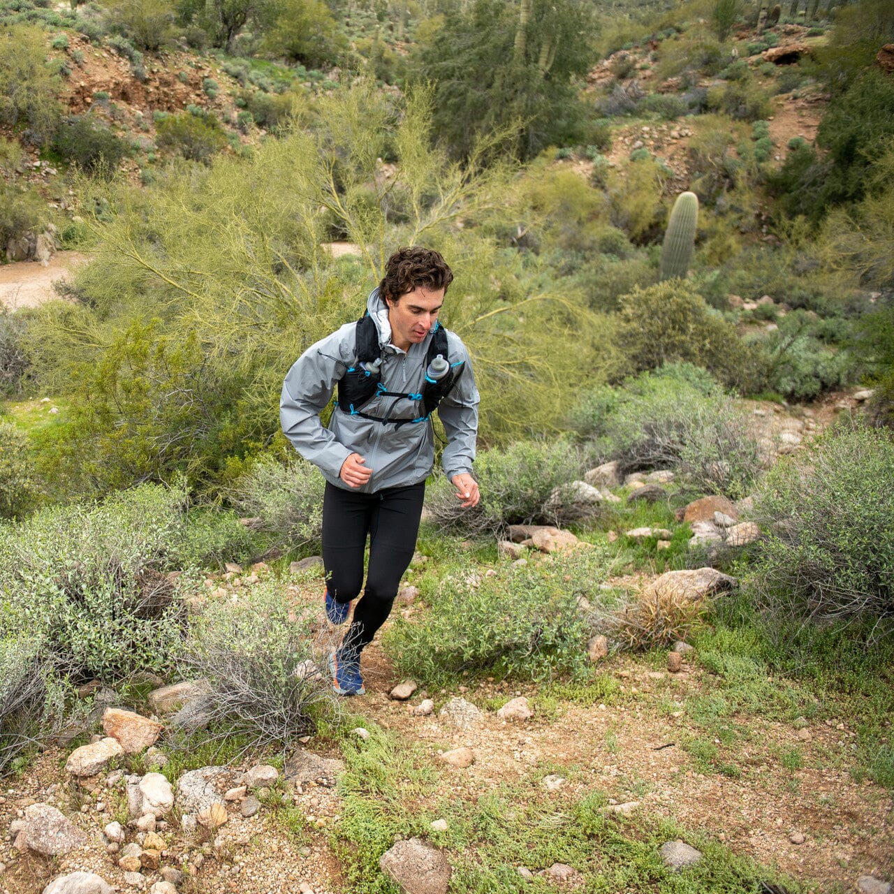 Ultimate Direction Adventure Vest 6.0 Unisex Running Vest 