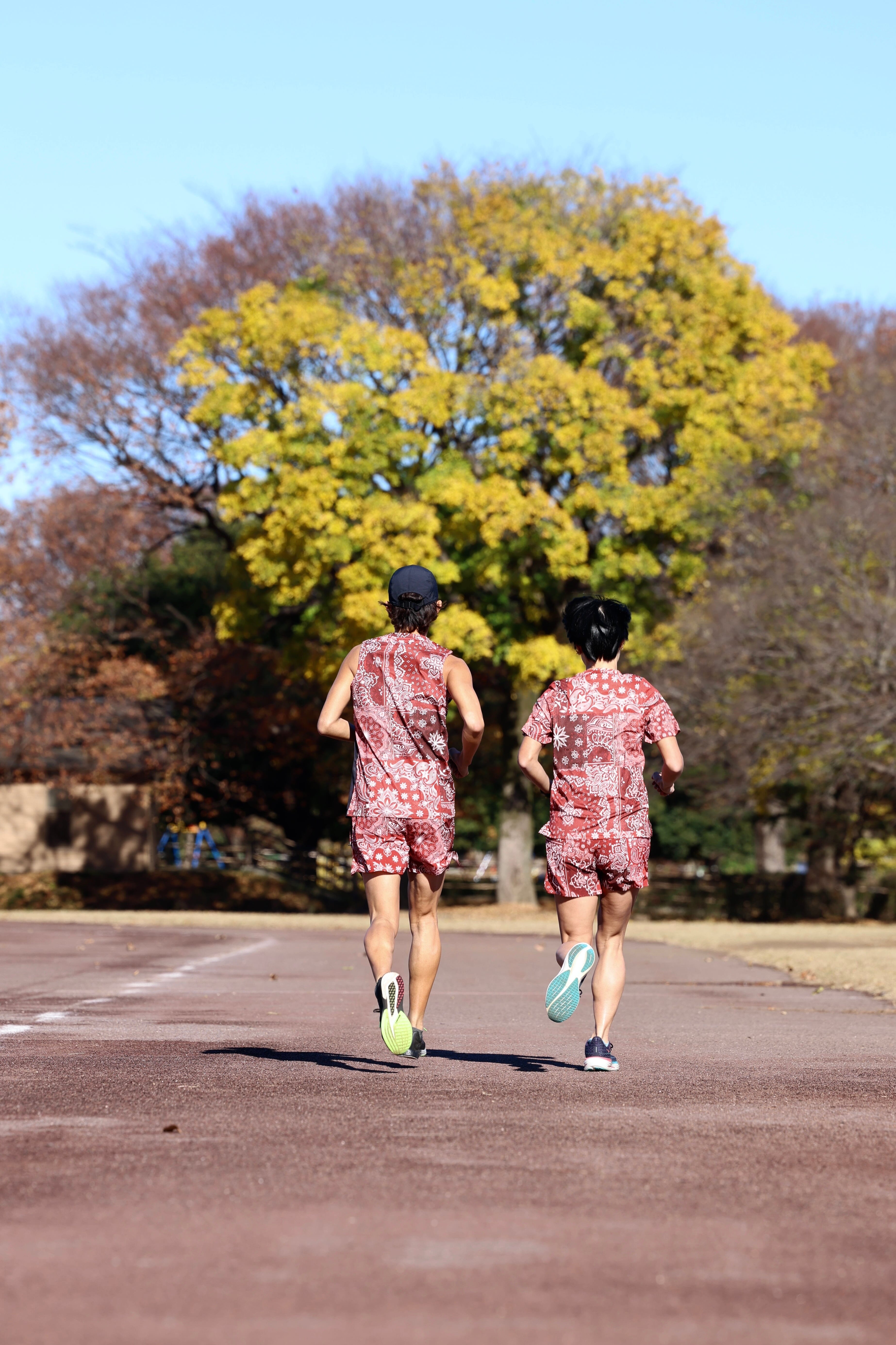 JINGER Unisex Multi-Pocket Running Shorts J-2072 