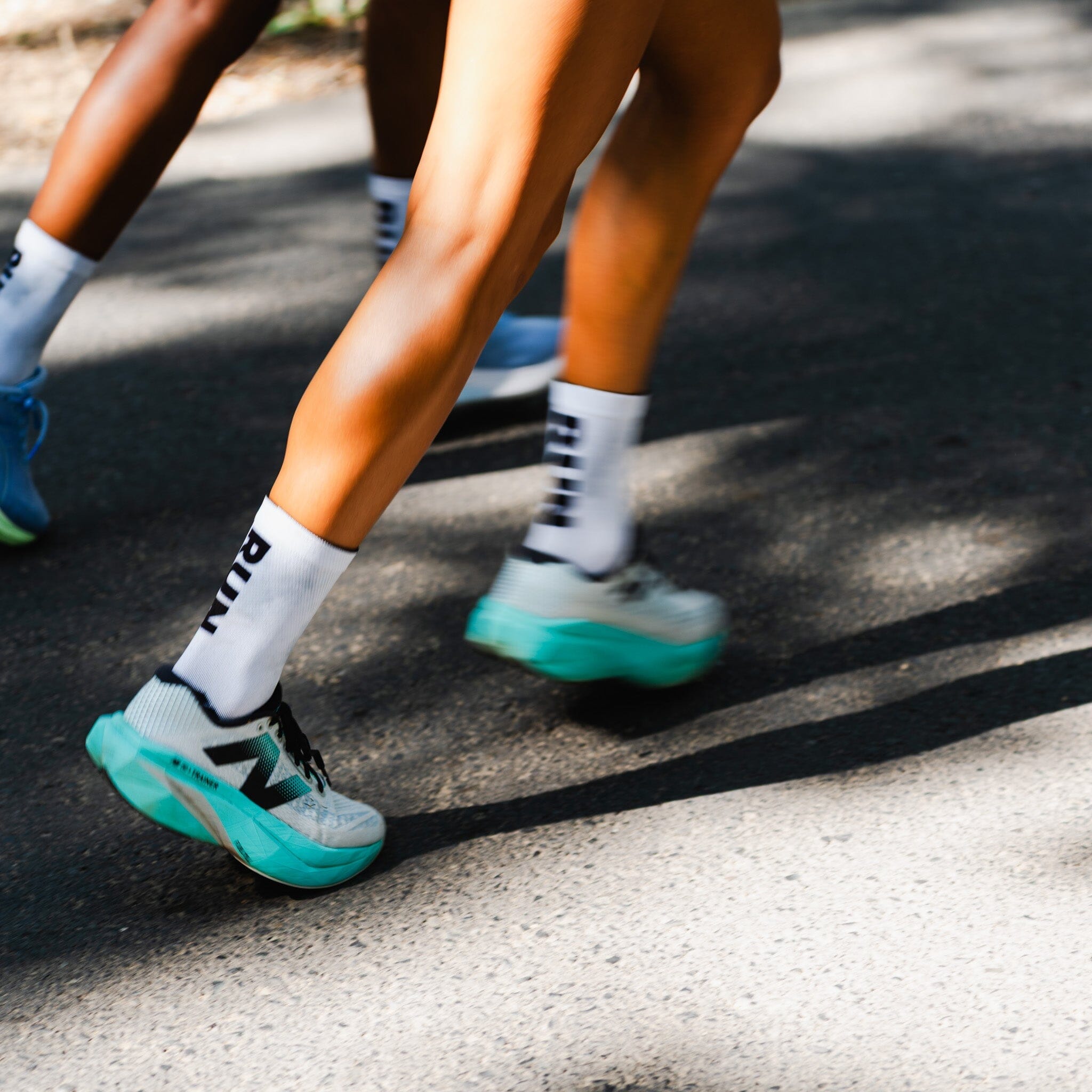 Versus RUN White Active Crew Socks 