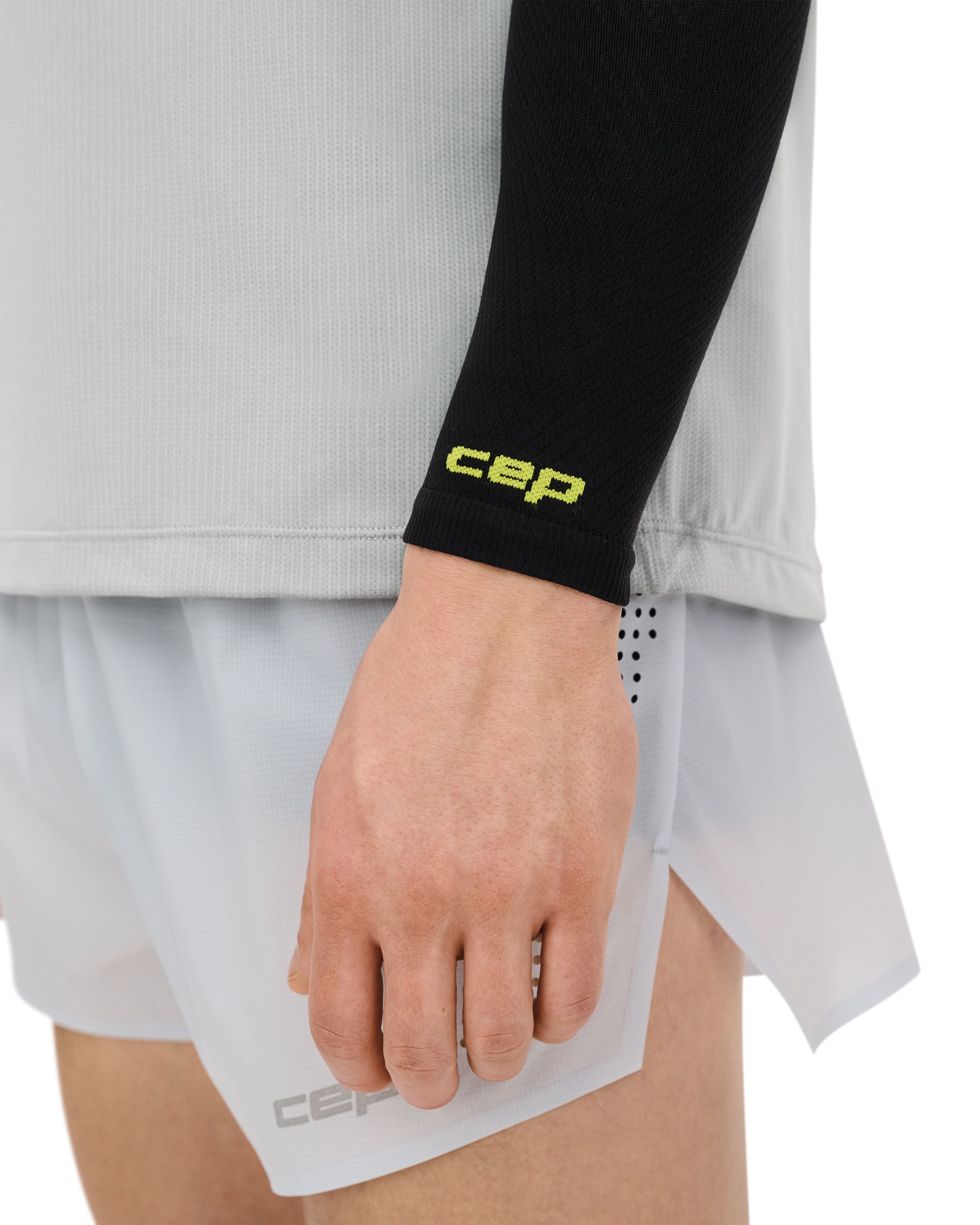 CEP Core Run Ultralight Arm Sleeves Short, Unisex