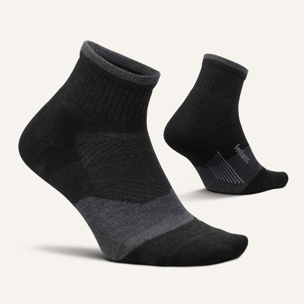 Feetures Trail Max Cushion Quarter Socks 
