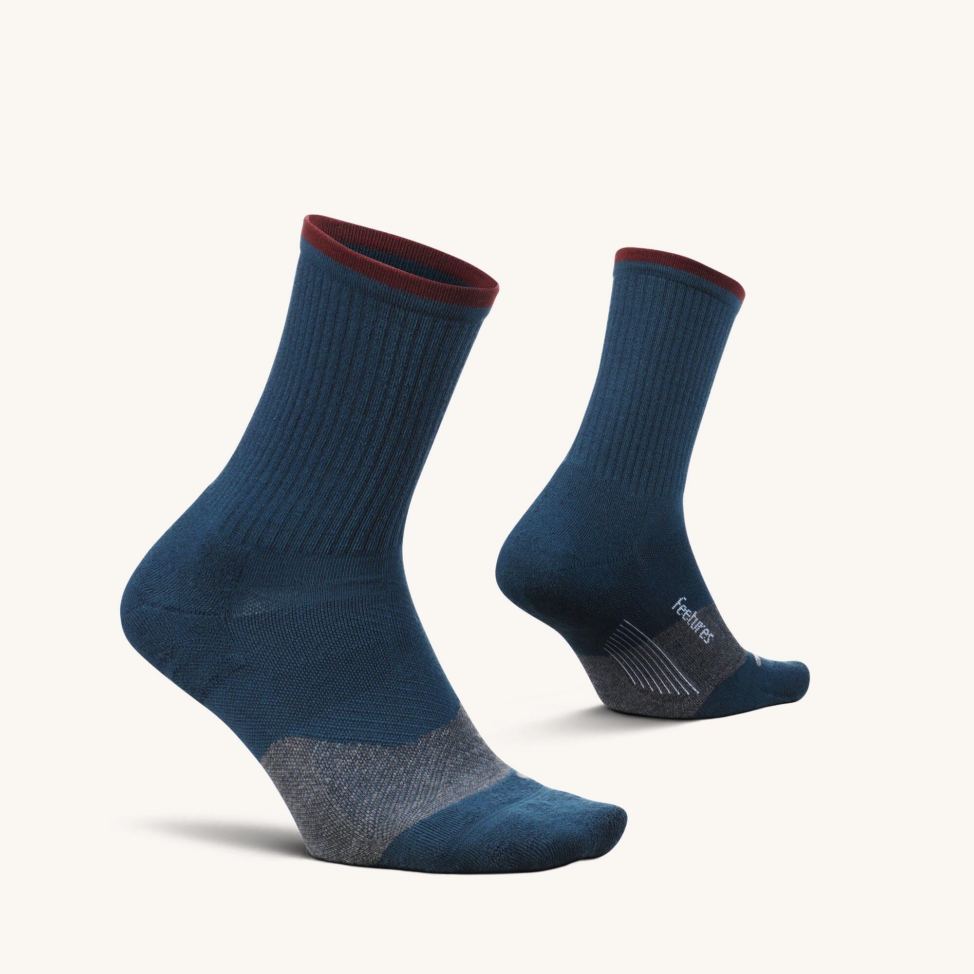 Feetures Trail Max Cushion Mini Crew Socks 