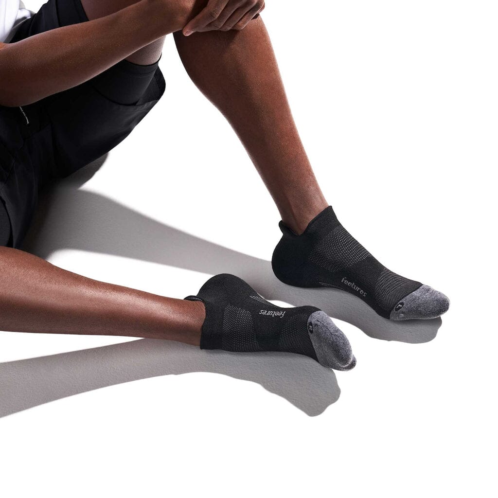 Feetures Elite Light Cushion No Show Tab 