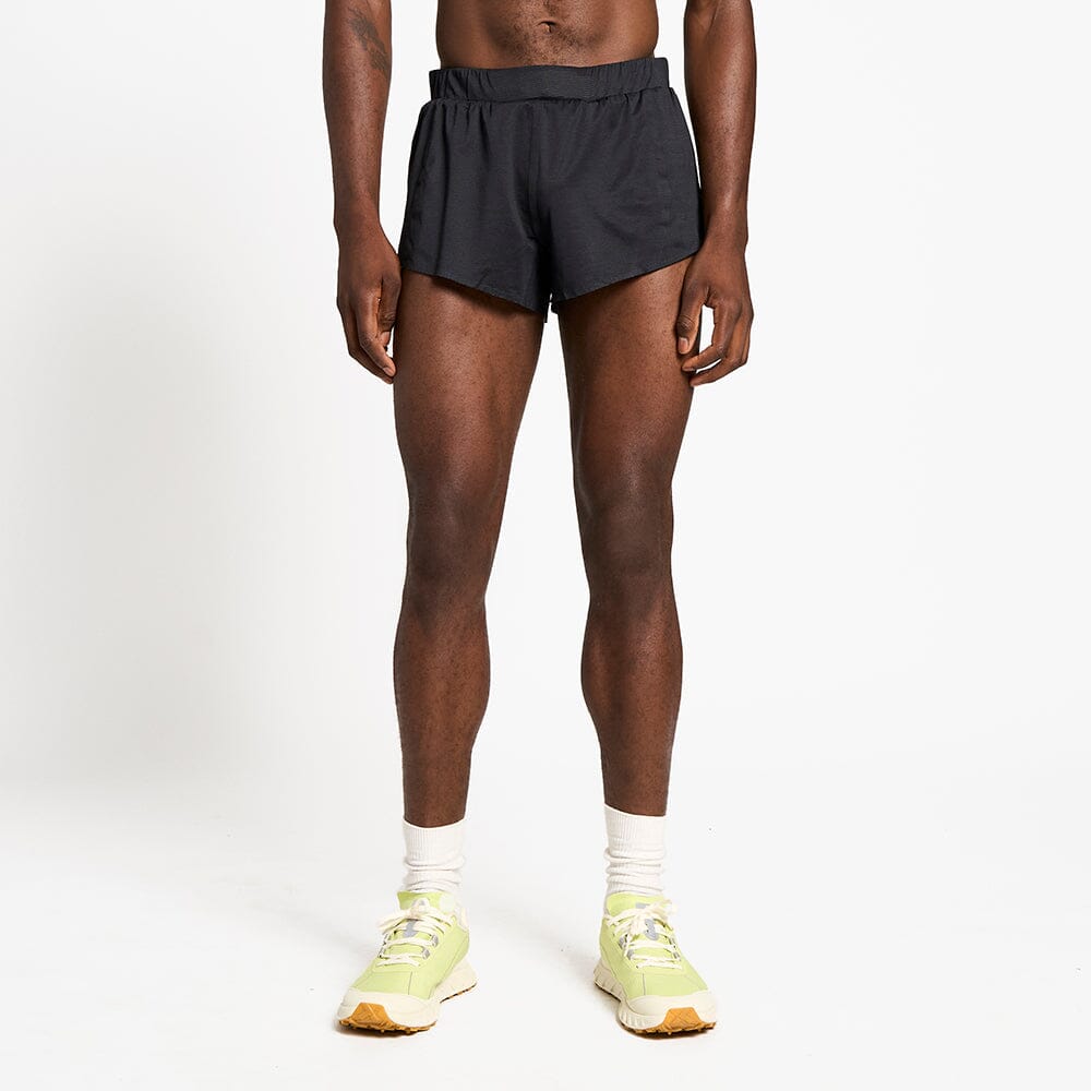 front view of the ciele athletics lightweight, race ready and performance driven short named RDShort in shadowsphinx color