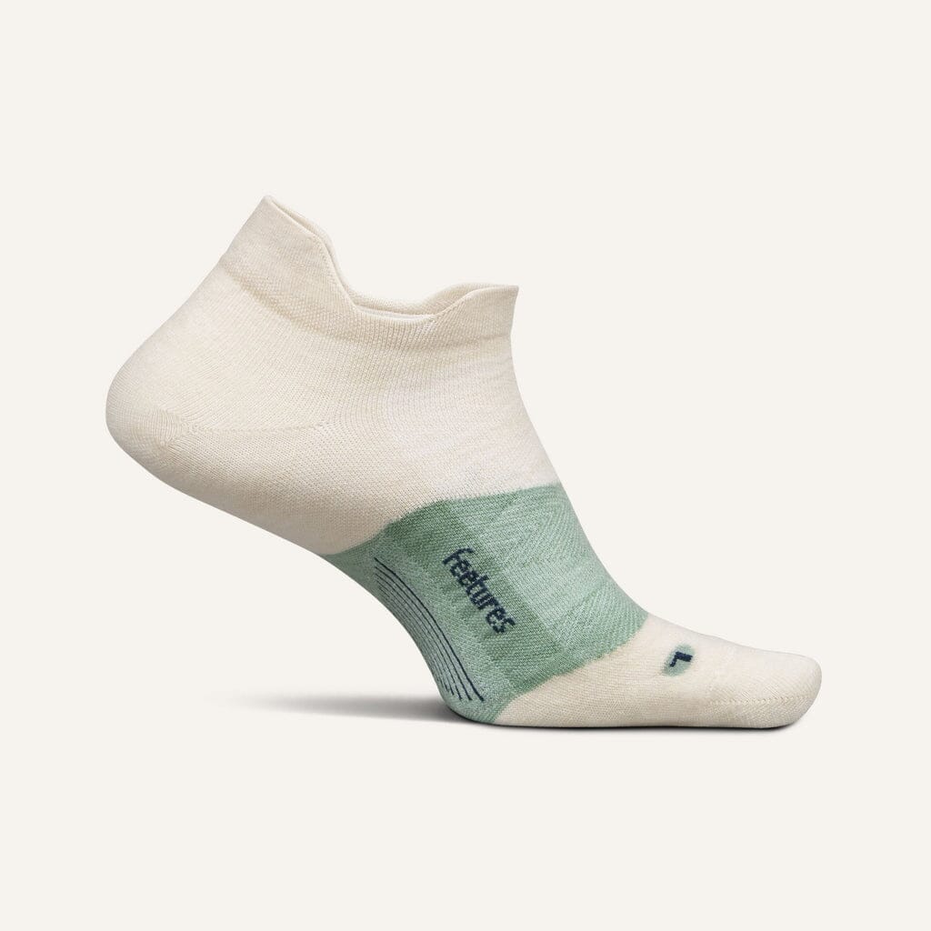 Feetures Merino 10 Max Cushion No Show Tab Socks Pampas Grass Small 