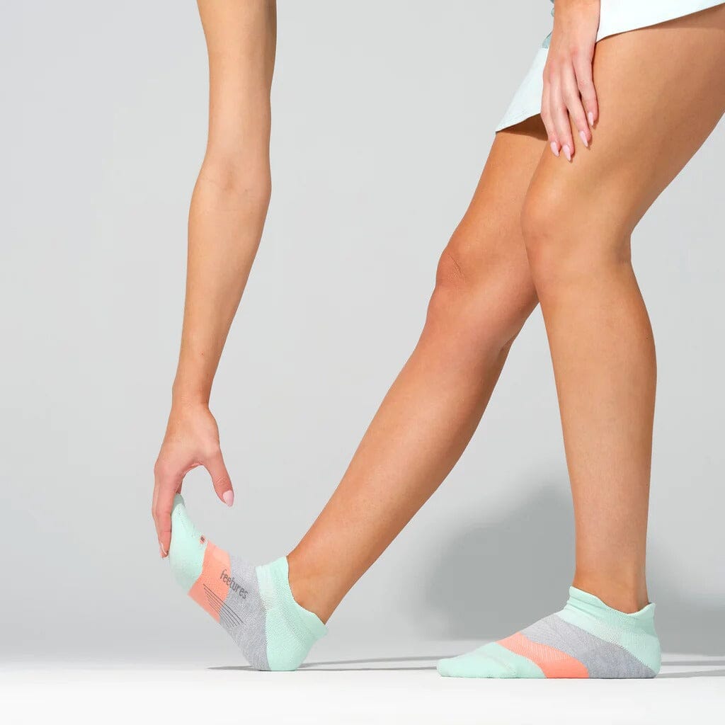 Feetures Elite Light Cushion No Show Tab 