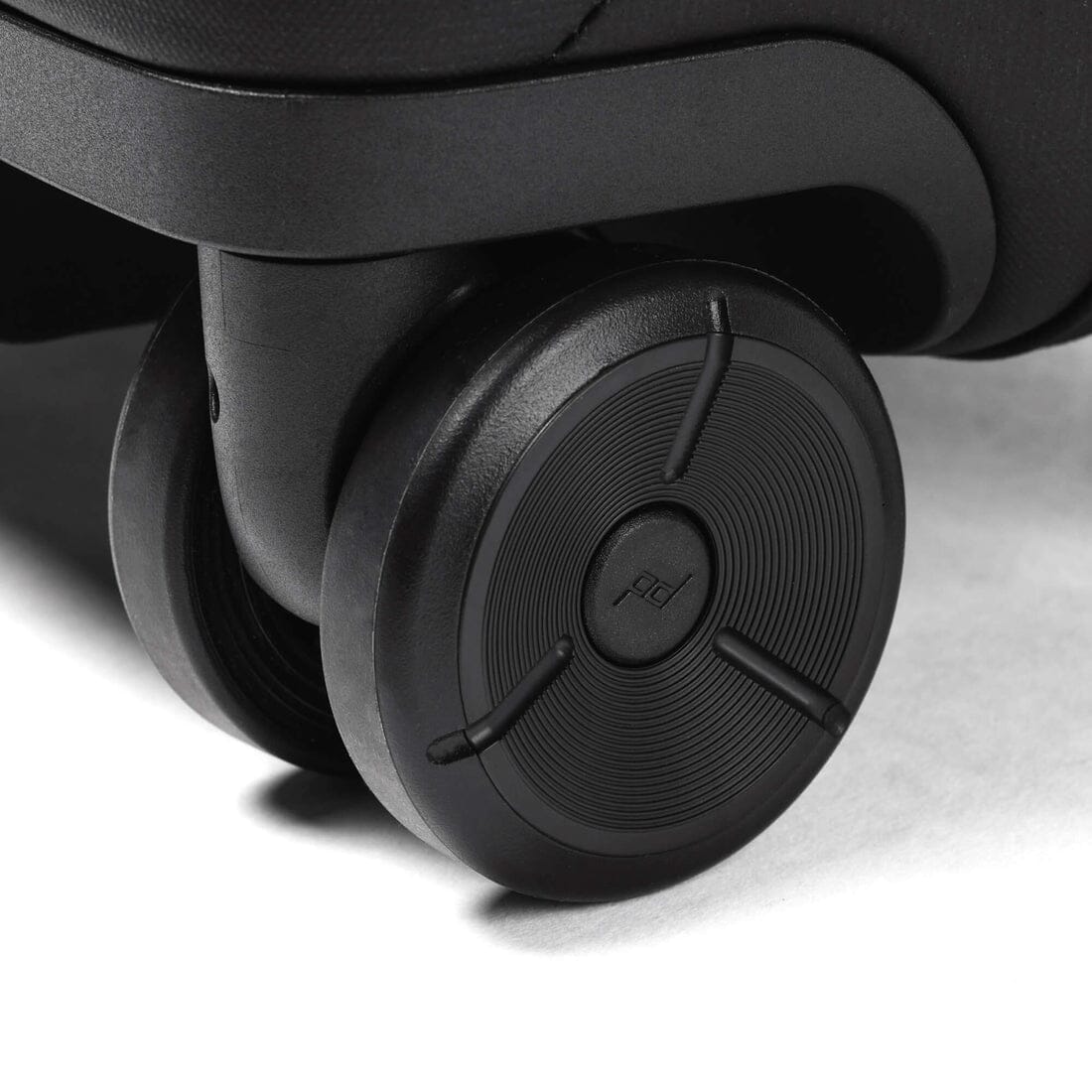Peak Design Roller Pro Carry-On 
