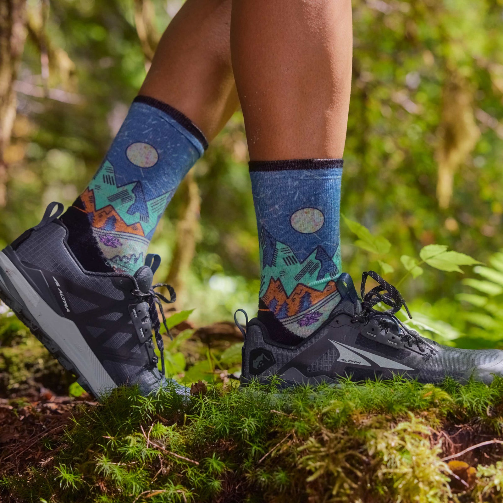 Smartwool Women's Trail Run Targeted Cushion Mountain Print Crew Socks Twilight Blue G74 S (EU 34-37) 