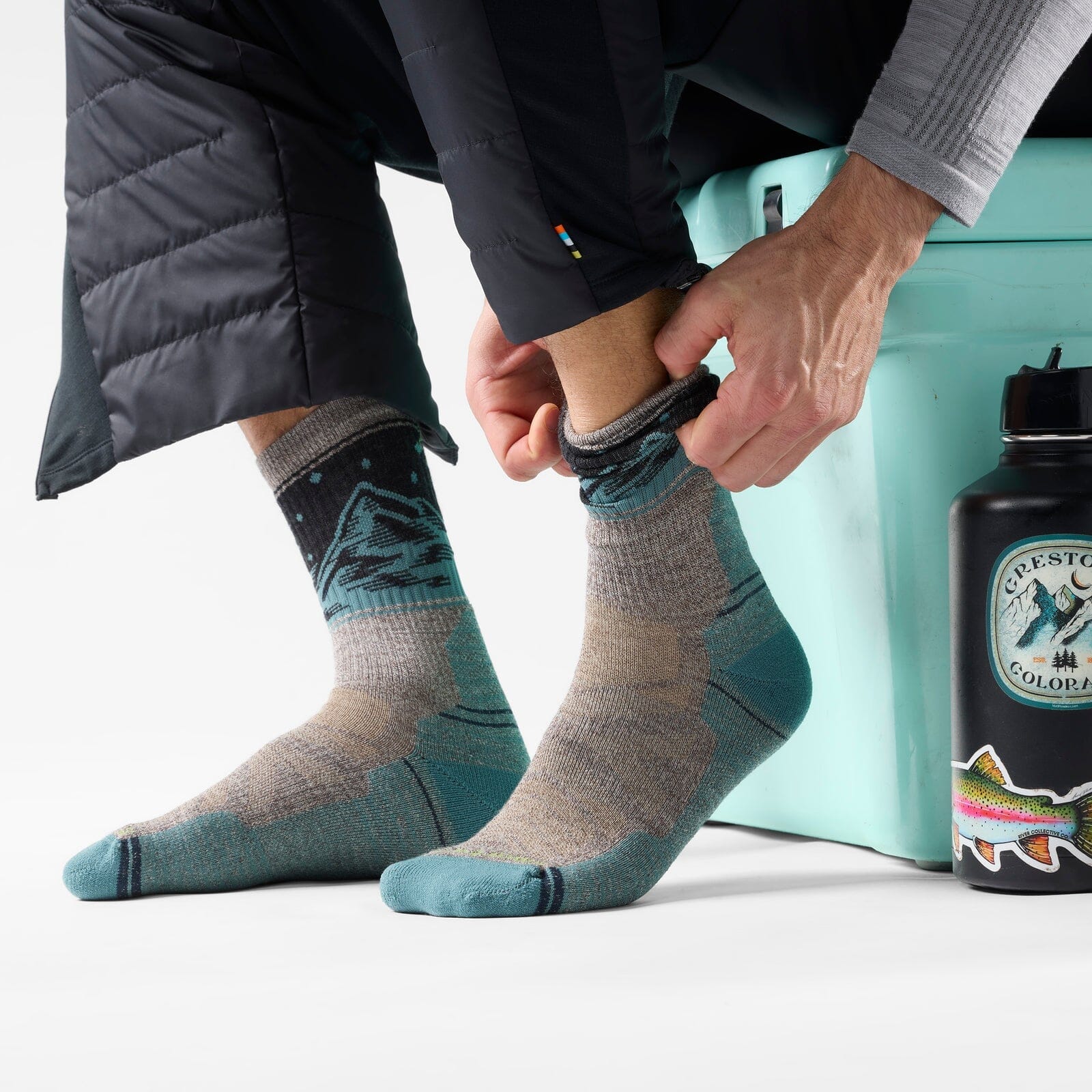 Smartwool Hike Light Cushion Valley View Crew Socks 