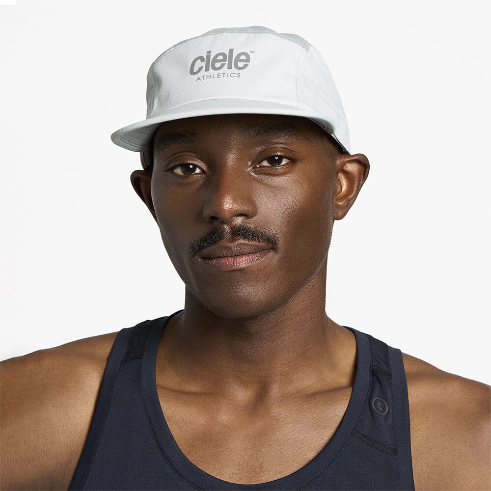 front view of ciele athletics GOCap unisex running hat in light grey color