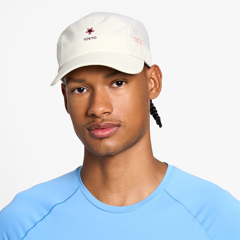 front view of ciele athletics GOCap SC Comp Word Wild Mouvement unisex running hat for the Tokyo marathon