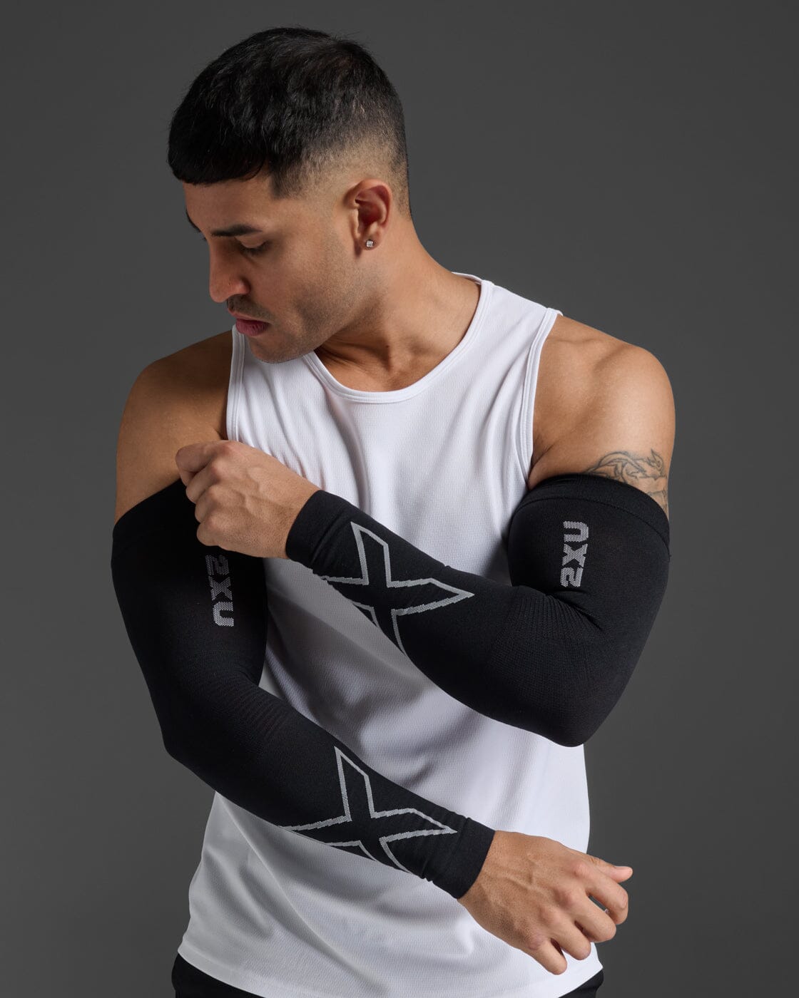 2XU Unisex Flex Run Compression Arm Sleeves UA4009A 
