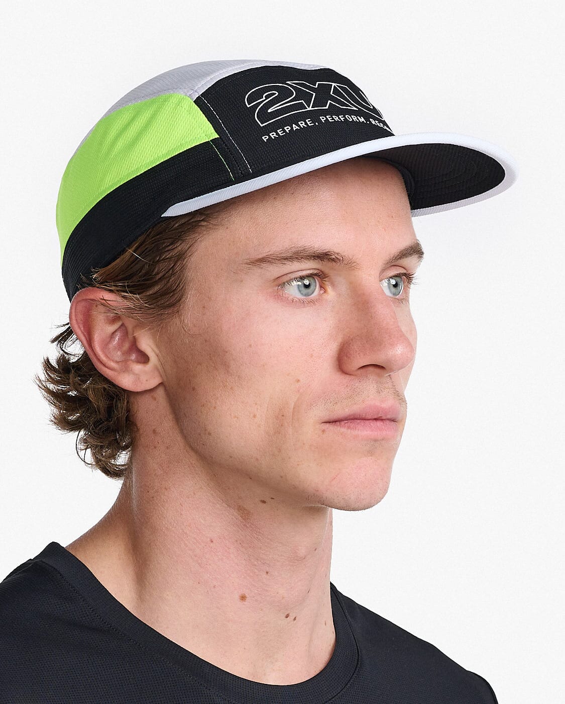 2XU Unisex Light Speed Cap UQ6741F Black/Volt One Size 