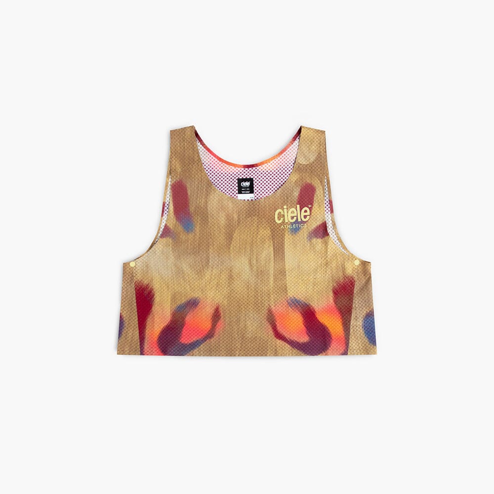 front view of the ciele athletics lightweight, race ready and performance driven Singlet for womens named RDCRPSinglet in sphinx color